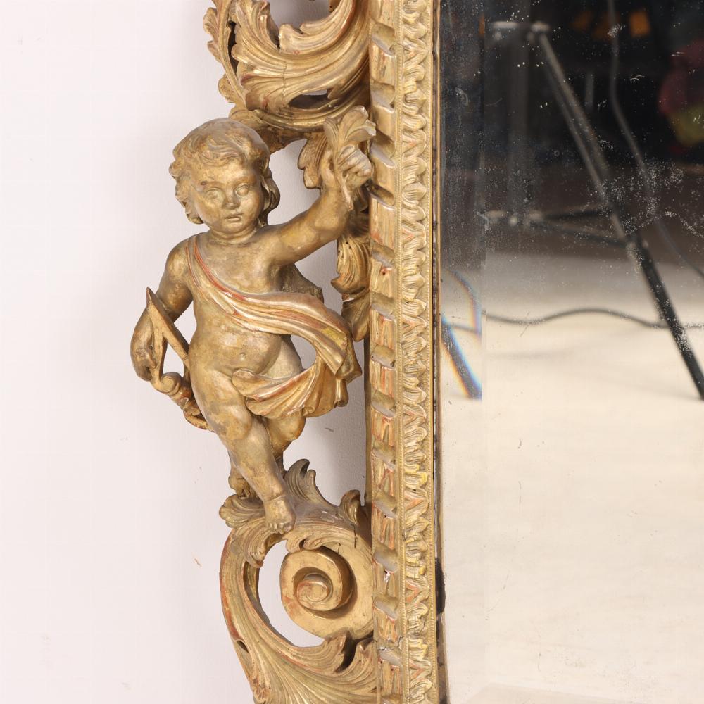 Français Miroir Figural en bois doré sculpté, C.I.C. 1860. en vente