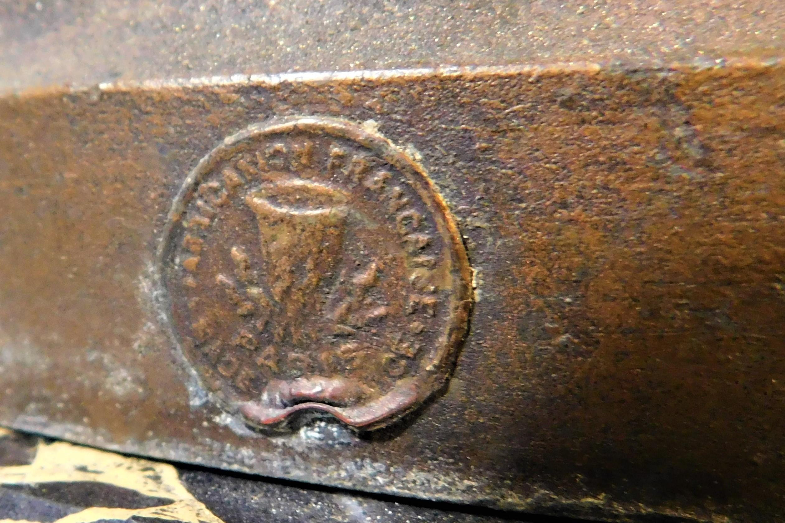Espositore francese in bronzo figurato per negozio di sigari a gas in vendita 10