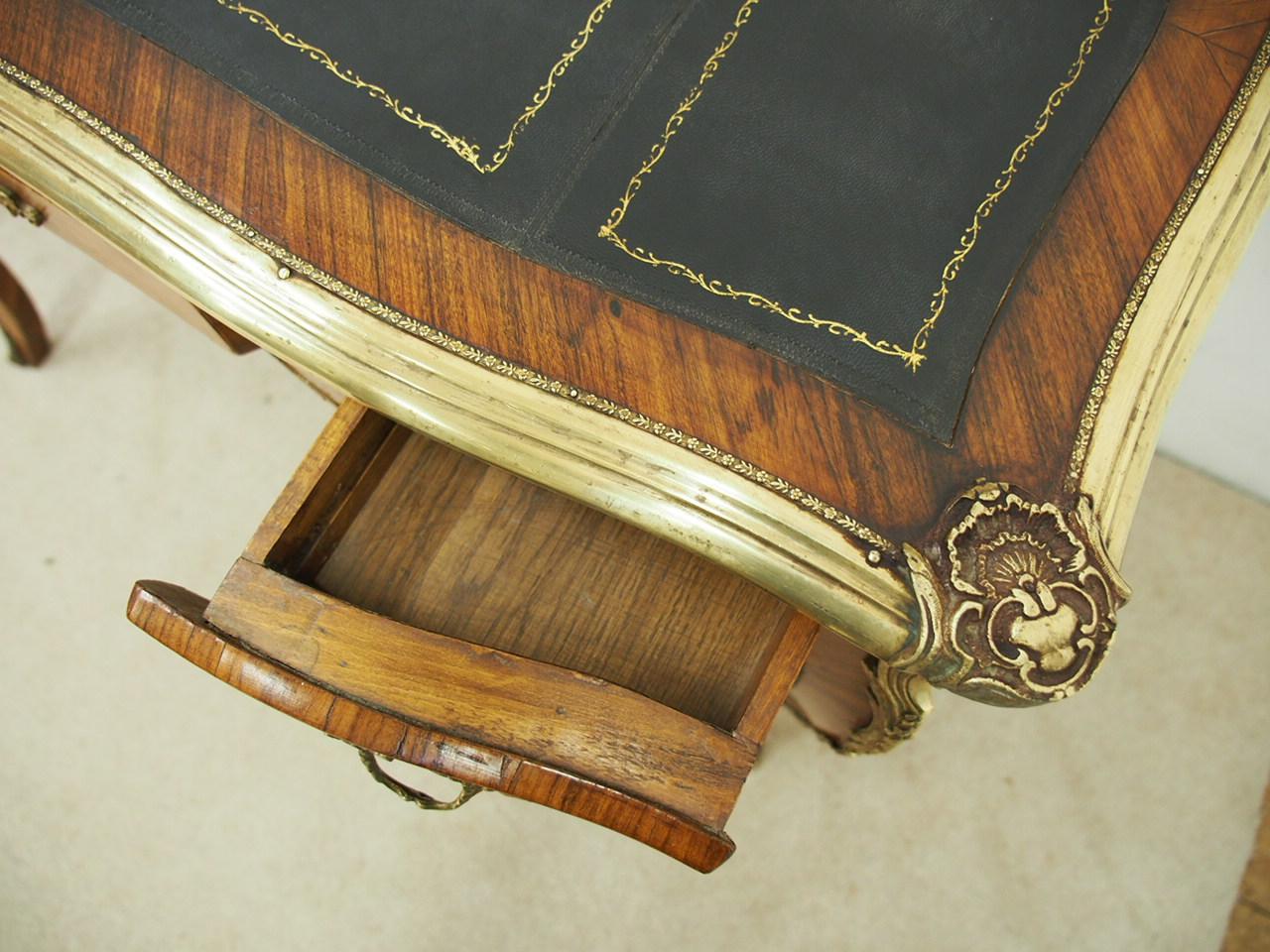 French Figured Walnut Writing Table For Sale 5