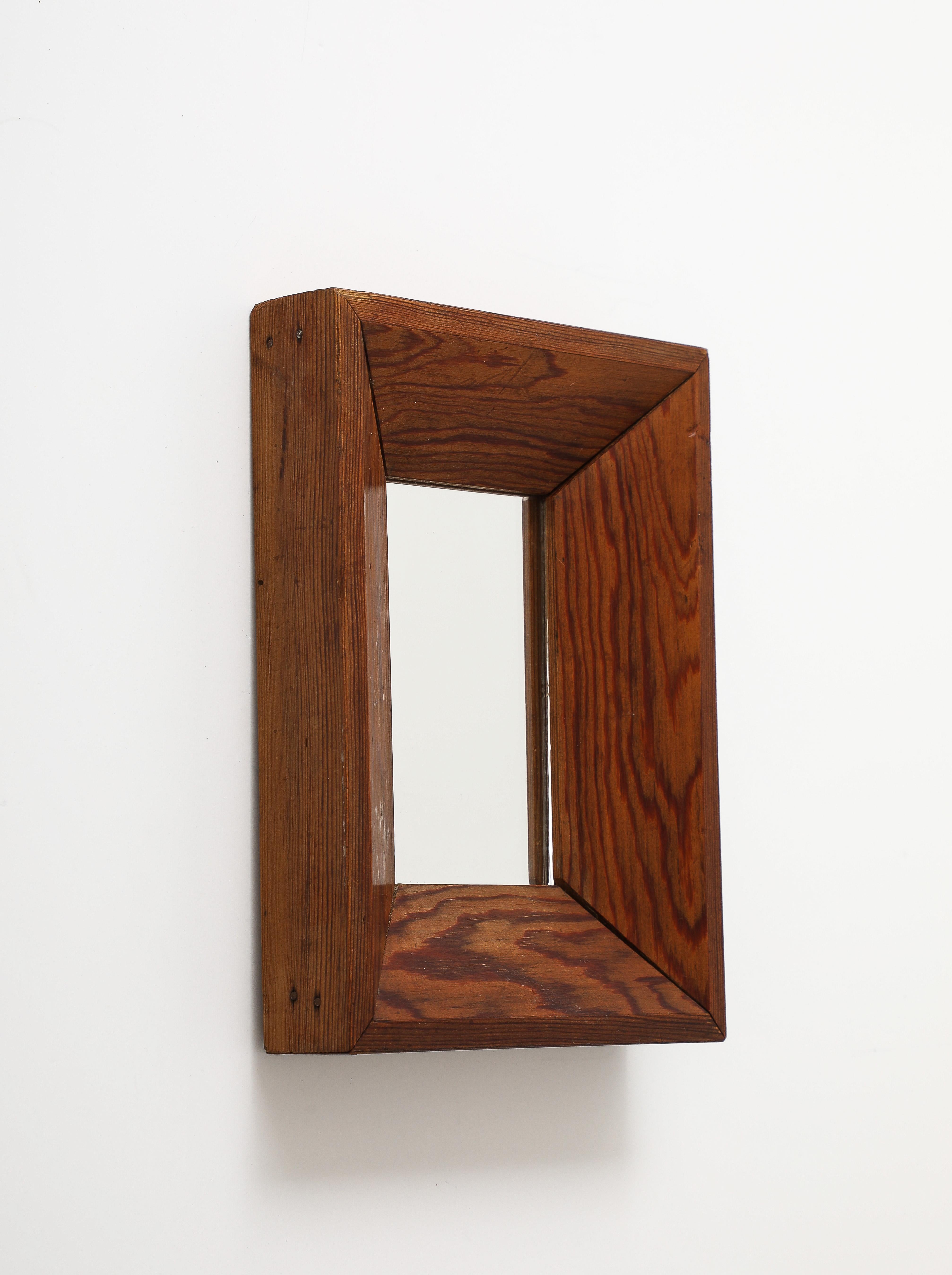 Mid-Century moderno Specchi con cornice profonda in abete francese, anni '40 in vendita
