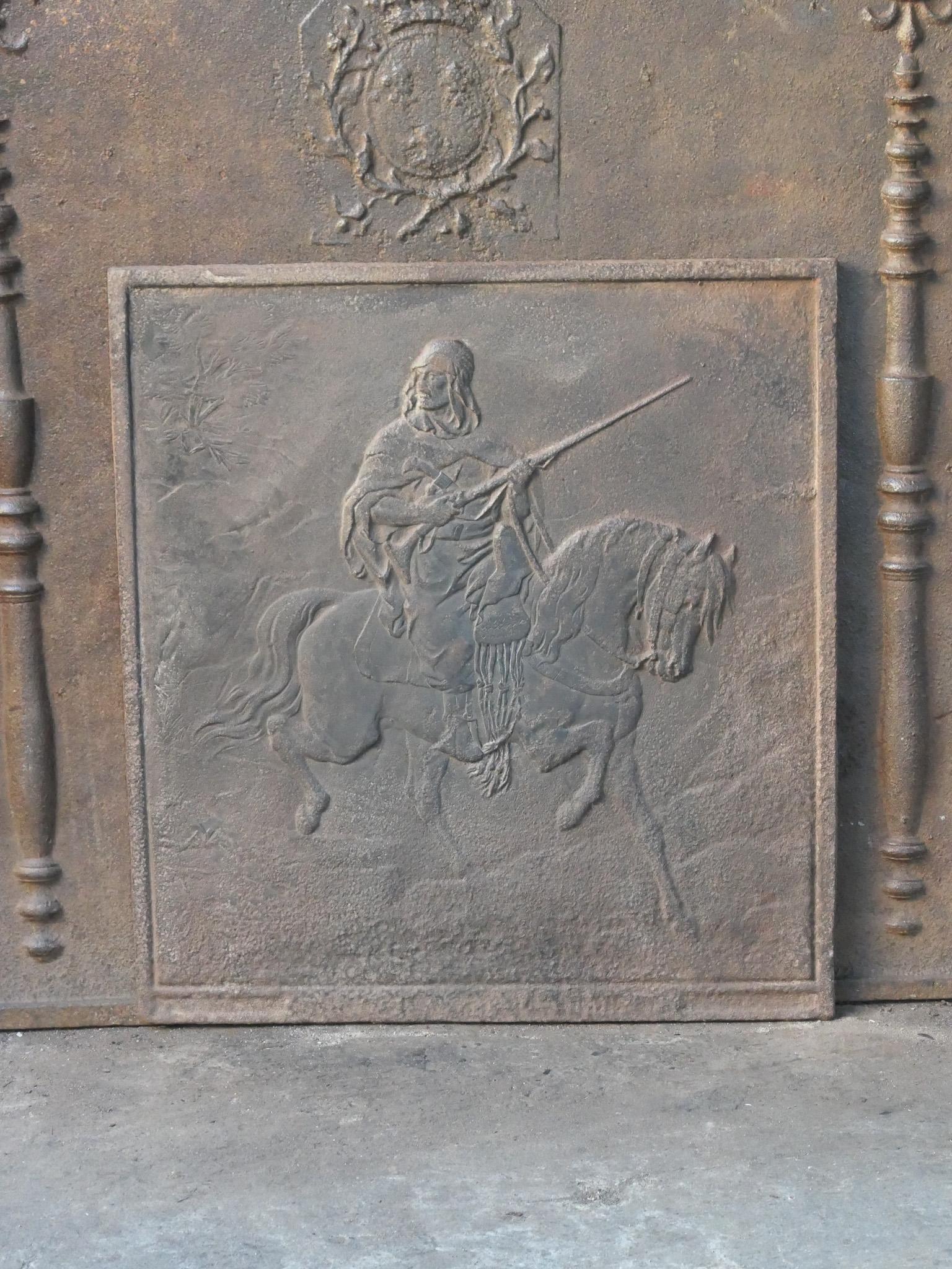 Plaque de cheminée française du 20e siècle représentant Lawrence d'Arabie.

La plaque de cheminée est en fonte et a une patine brune. Sur demande, elle peut être fabriquée en noir ou en étain, avec un vernis à poêle, sans frais supplémentaires. La