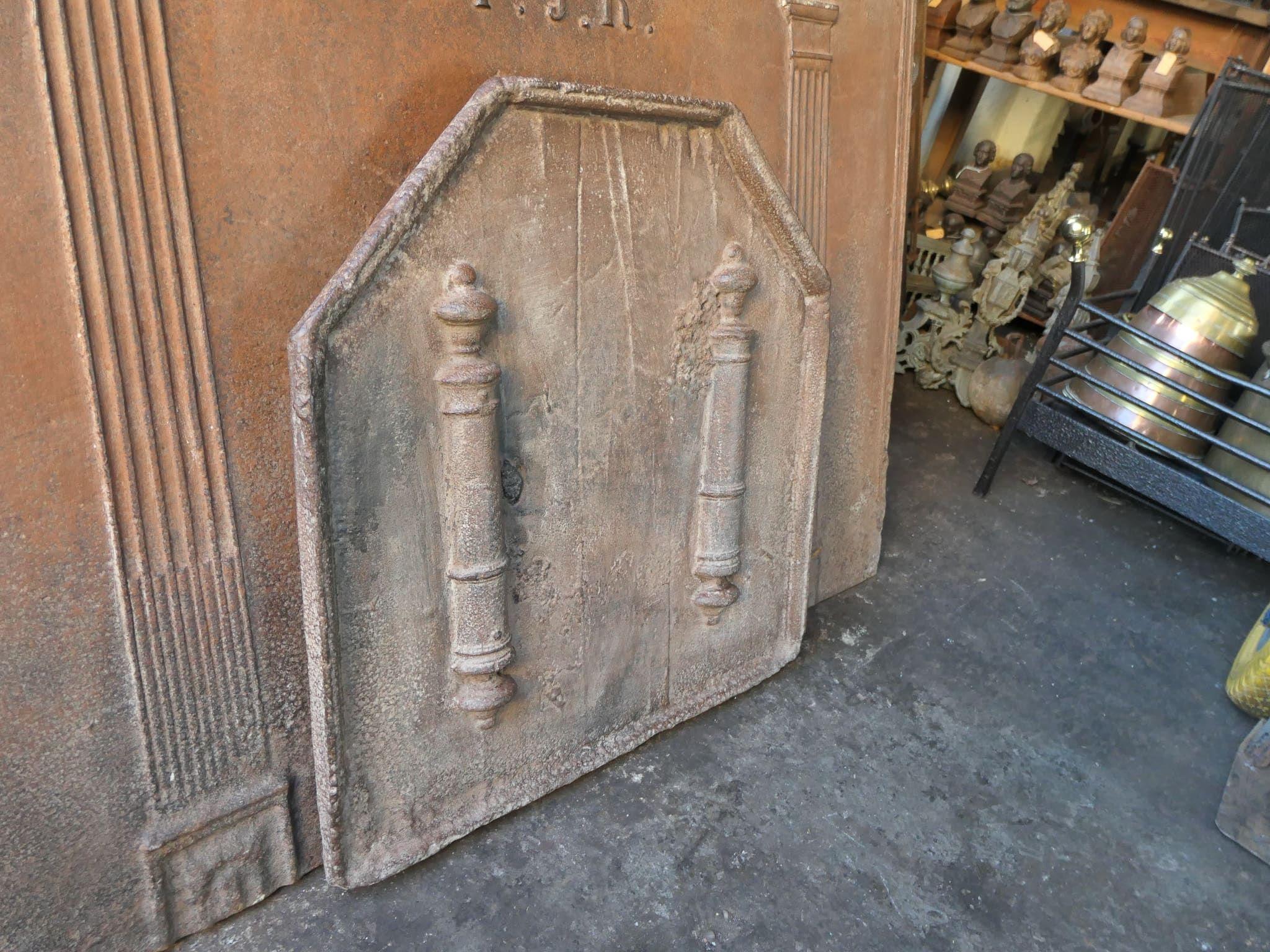 French Fireback / Backsplash with Pillars of Hercules, 17th-18th Century For Sale 2