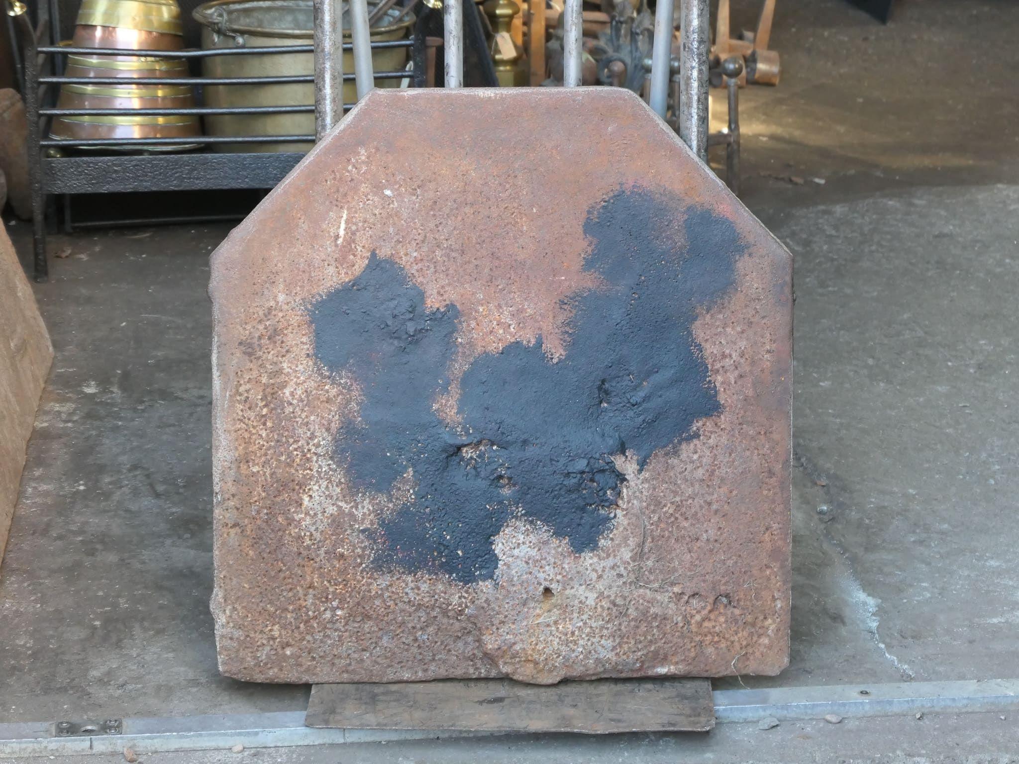 French Fireback / Backsplash with Pillars of Hercules, 17th-18th Century For Sale 3