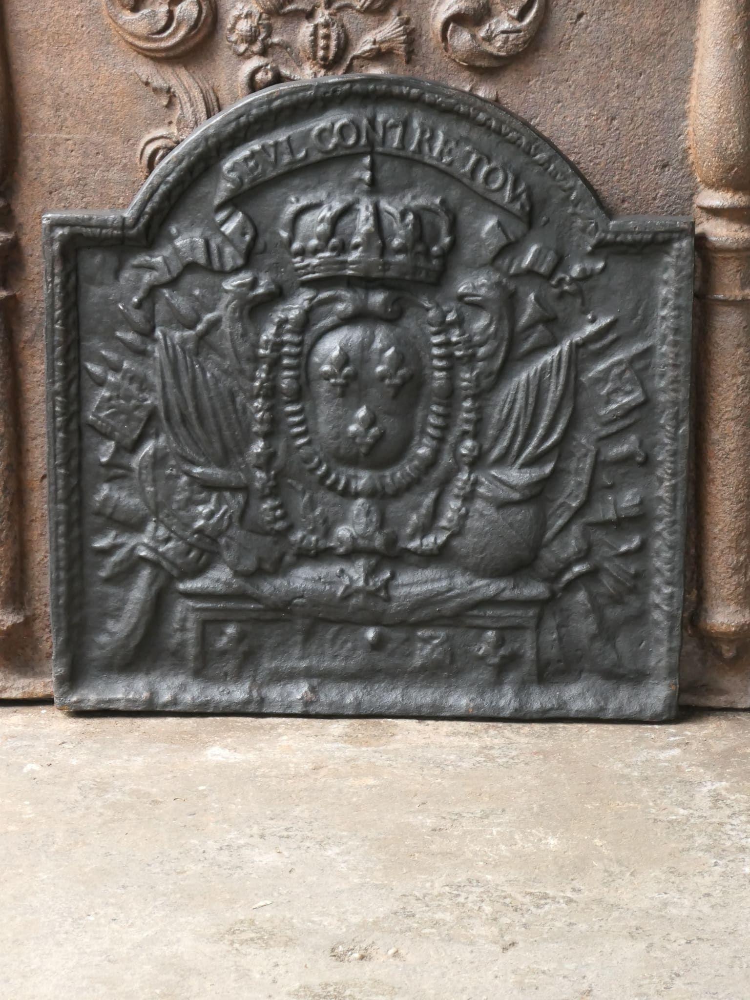 Plaque de rappel indiquant Seul contre Tous, ou 