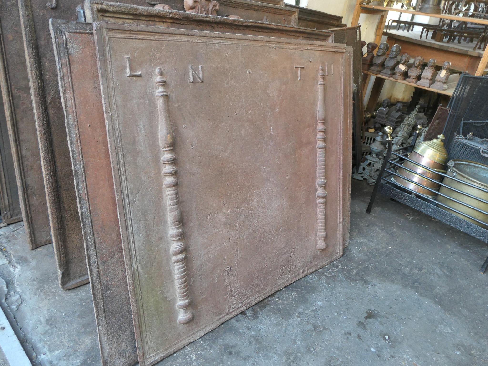 Antique French Fireback / Backsplash with Pillars of Hercules, 18th Century For Sale 5