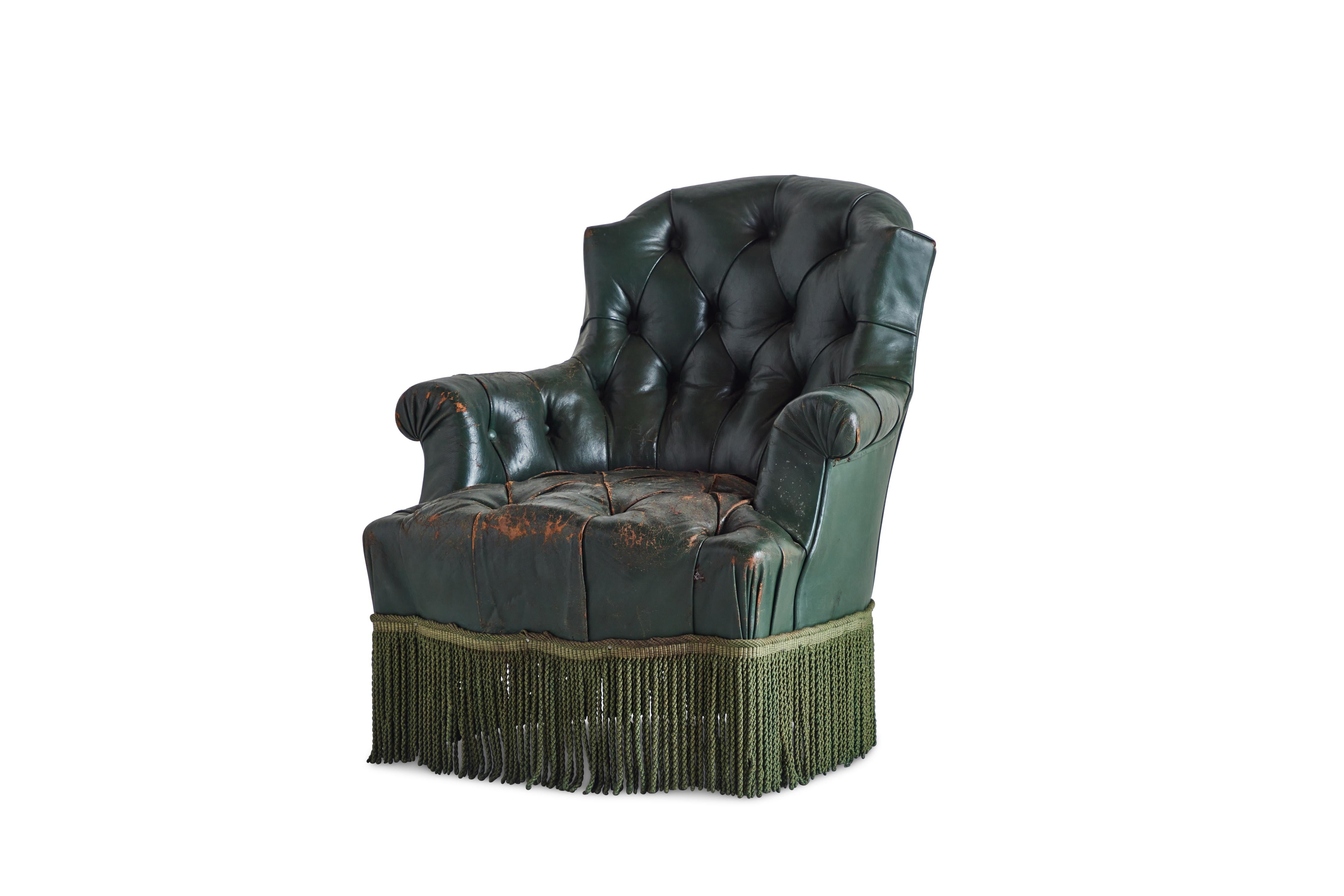 French Fireside Leather Chair in Hunter Green 1