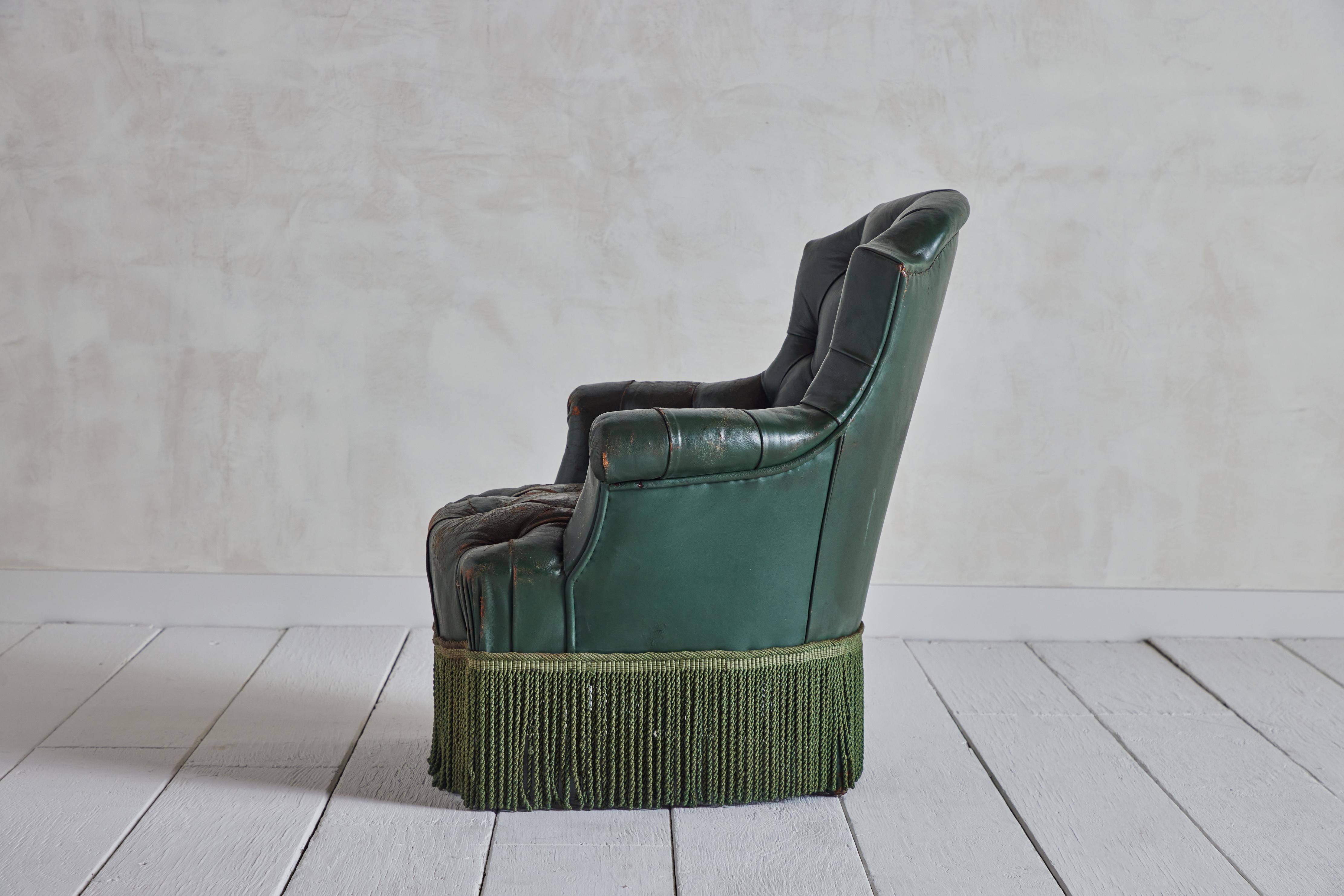French Fireside Leather Chair in Hunter Green 3