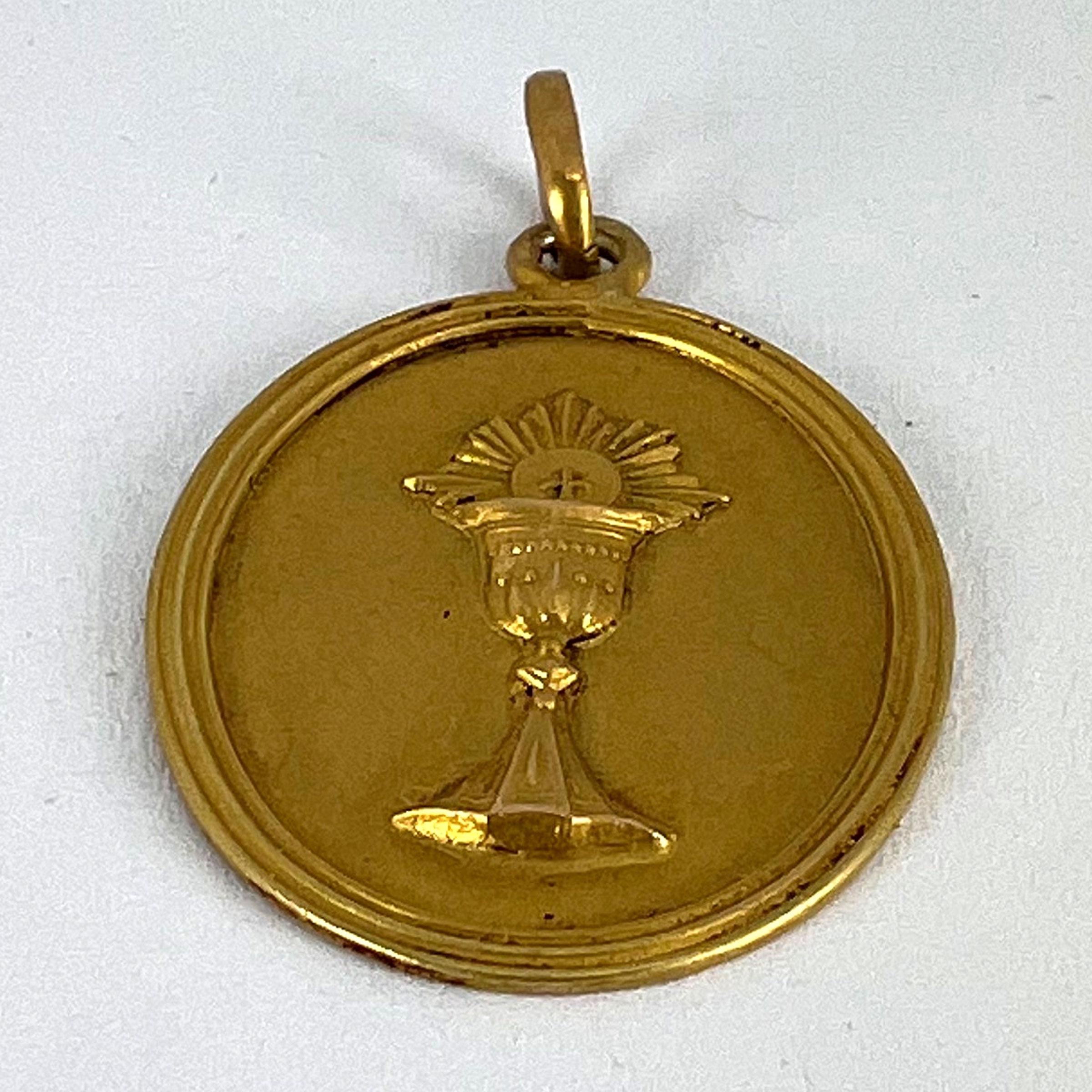 French First Communion 18K Yellow Gold Medal Pendant For Sale 9