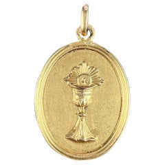 French First Communion 18K Yellow Gold Medal Pendant