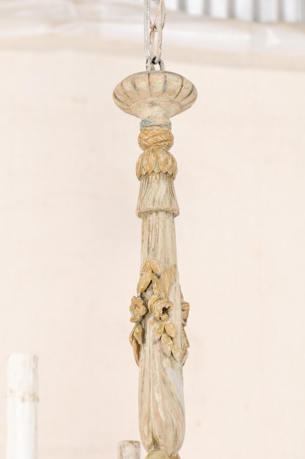 French Five-Light Carved Wood Chandelier with Floral & Foliage Motif, Cute Size In Good Condition In Atlanta, GA