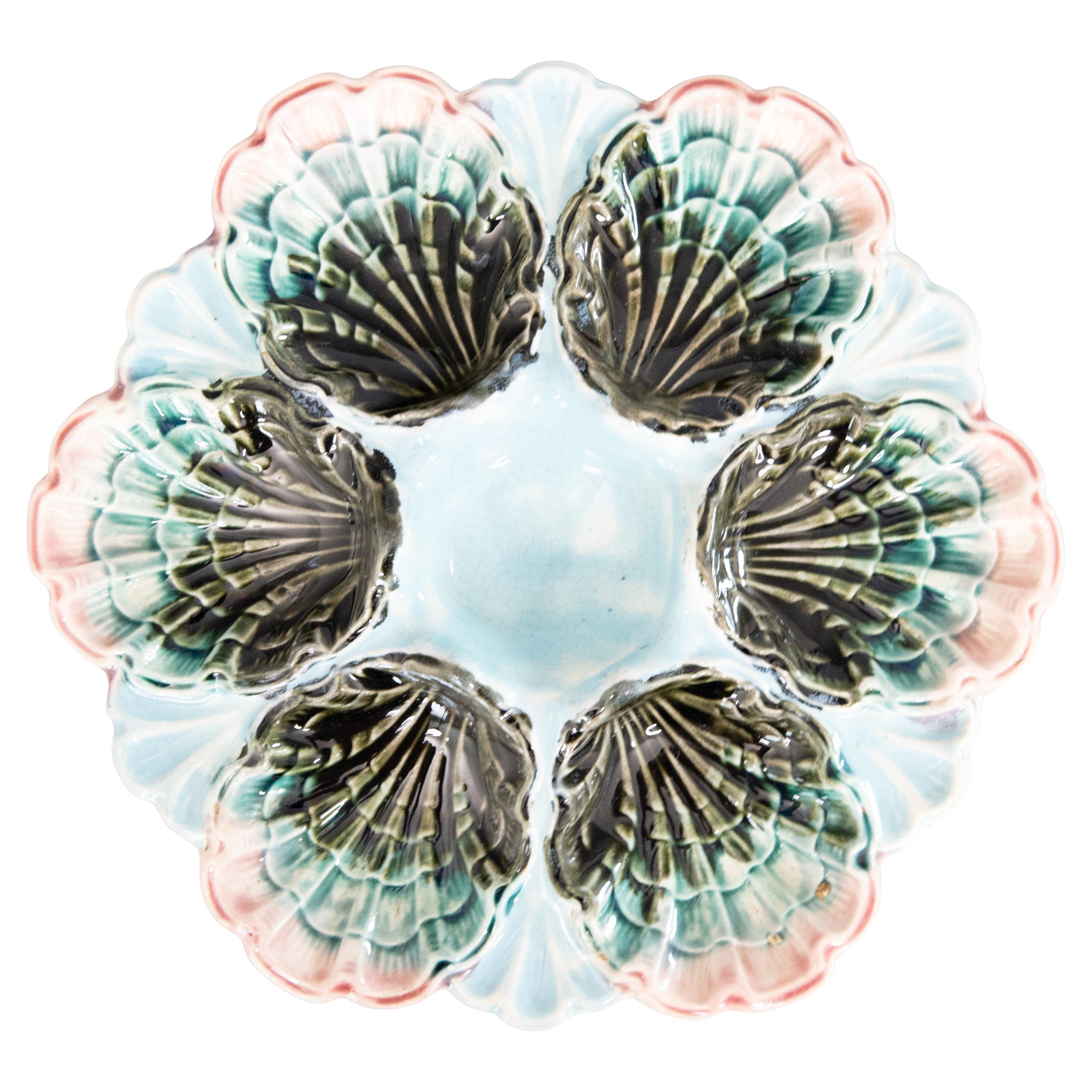 French Fives Lille Majolica Turquoise Oyster Plate, circa 1890
