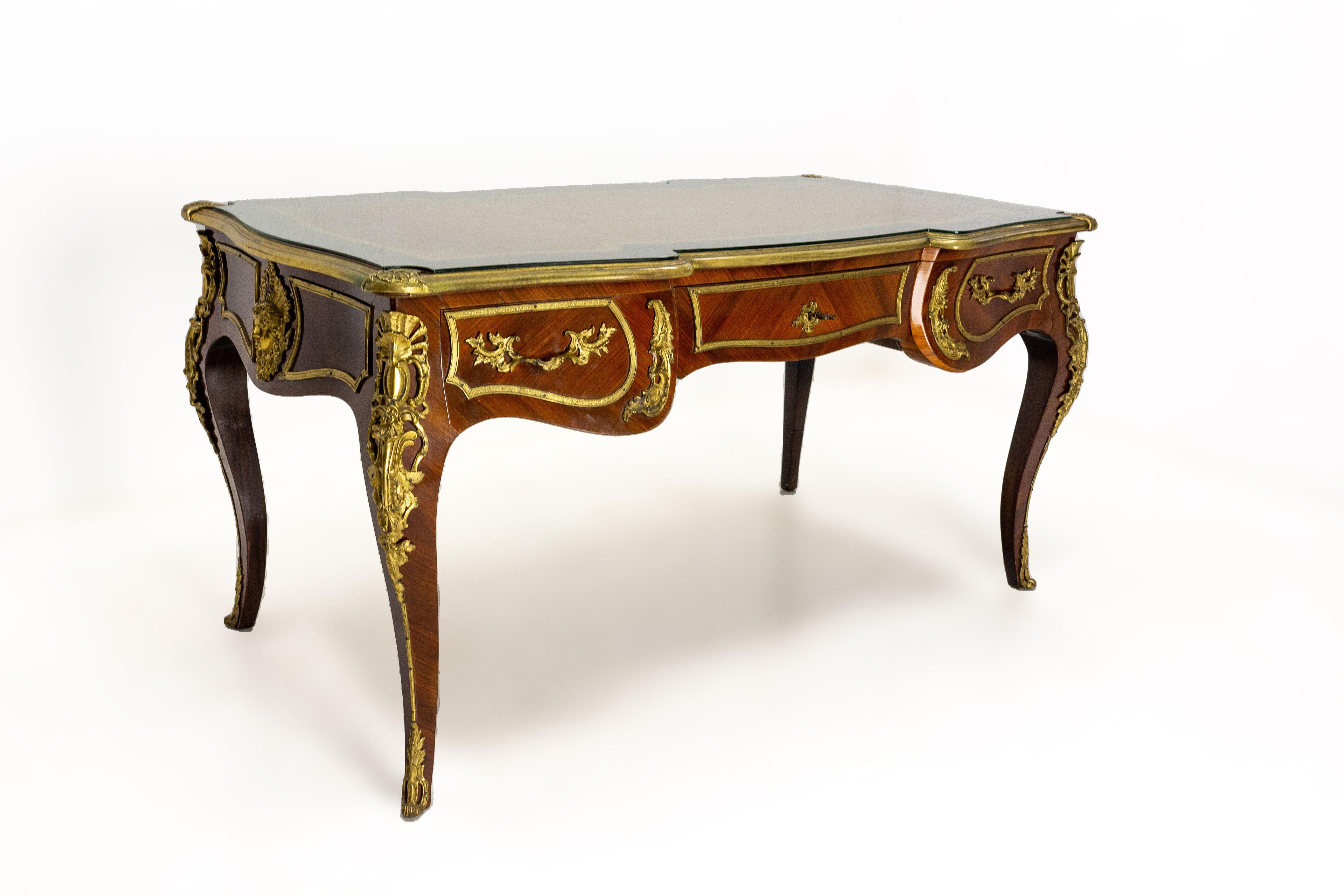 French Flat Desk Louis XV Style, Mid-Century In Good Condition In Labrit, Landes