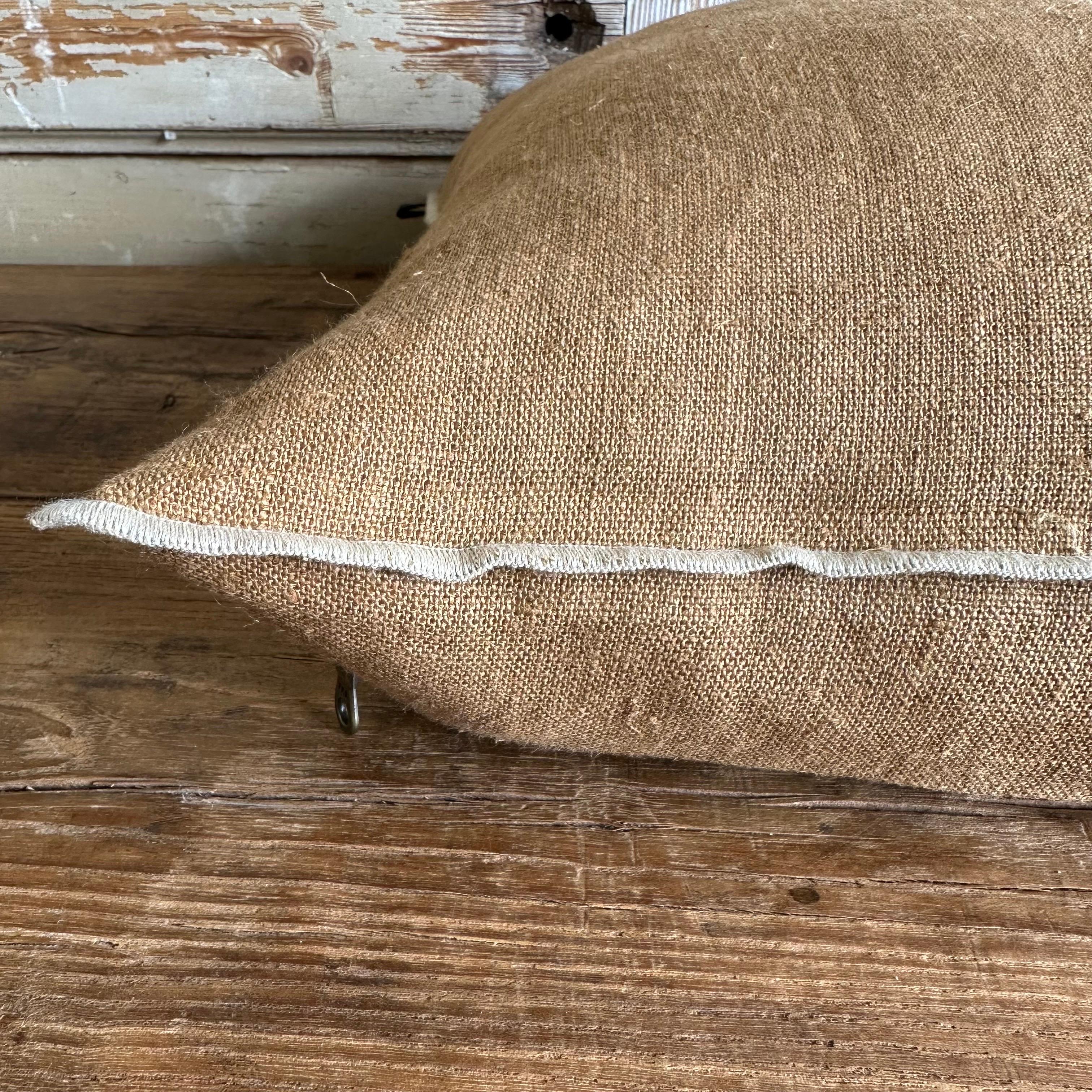 French Flax Linen Pillow in Tabac  In New Condition For Sale In Brea, CA