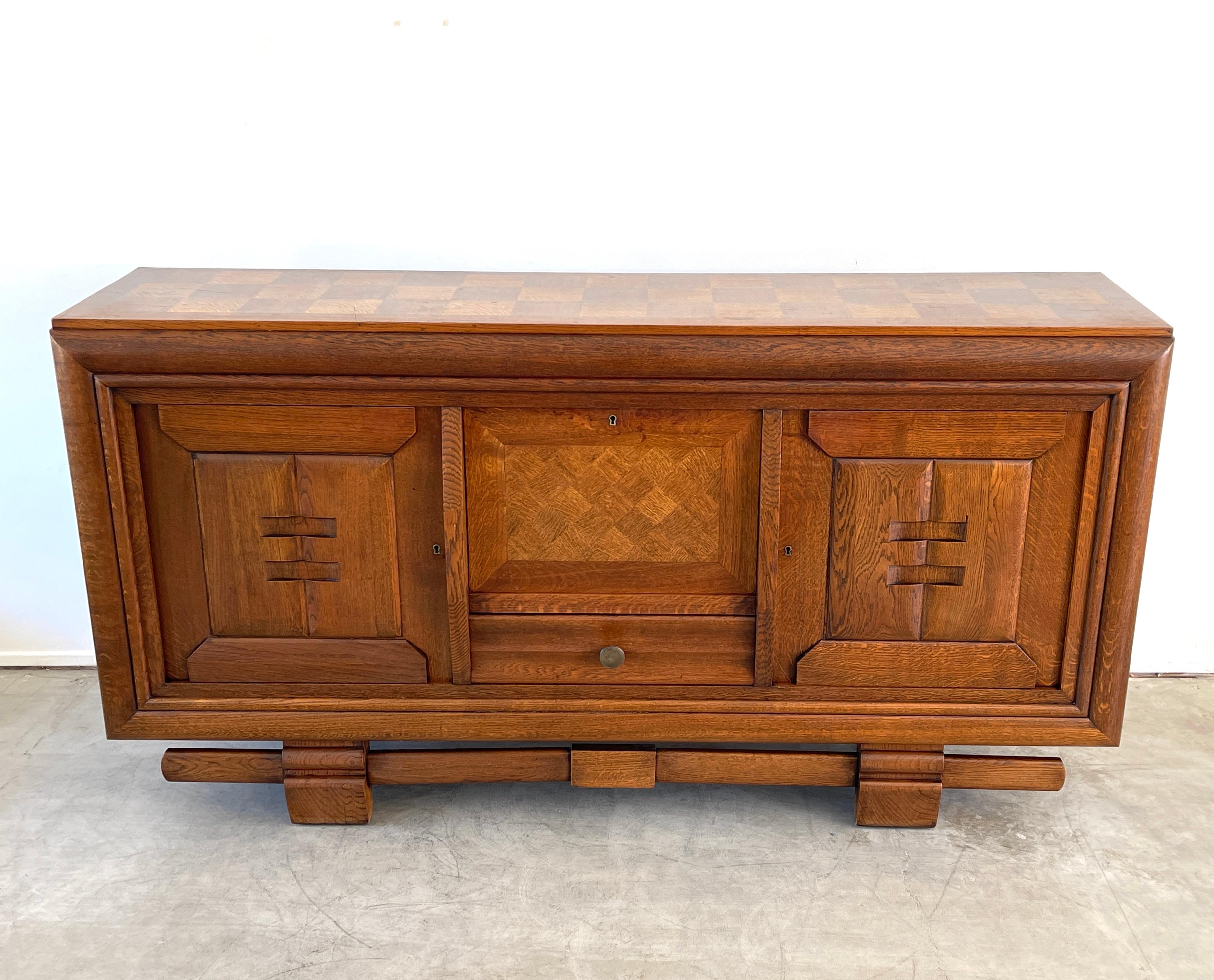 French Floating Sideboard, 1940's In Good Condition For Sale In Beverly Hills, CA