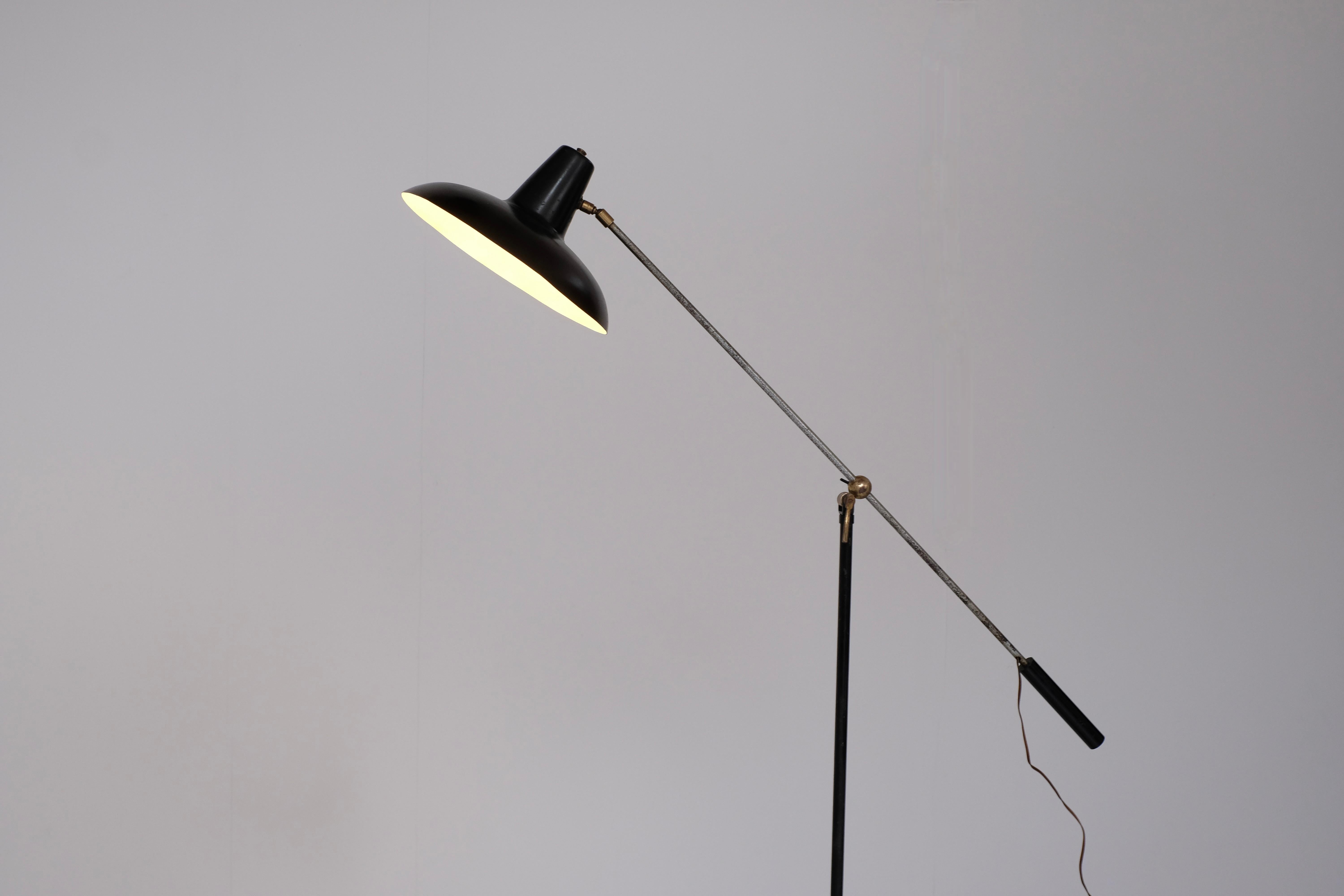 Mid-Century Modern Lampadaire français - années 1950 en vente