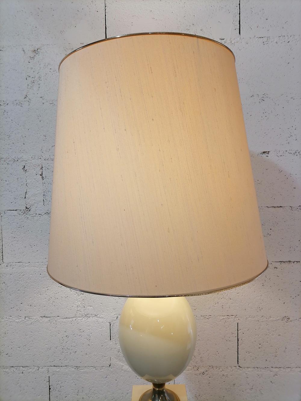 French Floor Lamp Maison Le Dauphin 1980 Lacquer and Brass For Sale 2