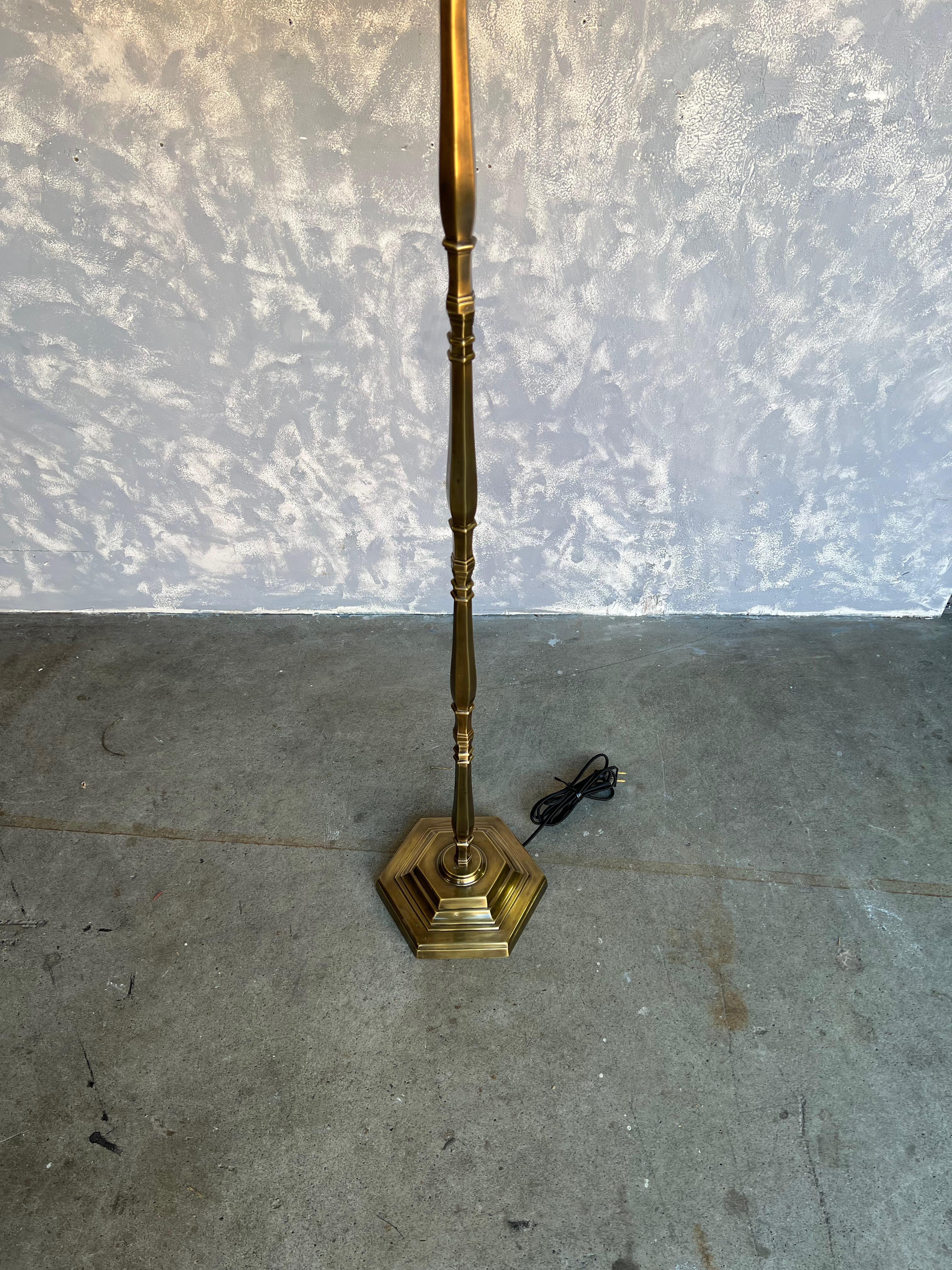 French Floor Lamp with Hexagonal Base For Sale 2