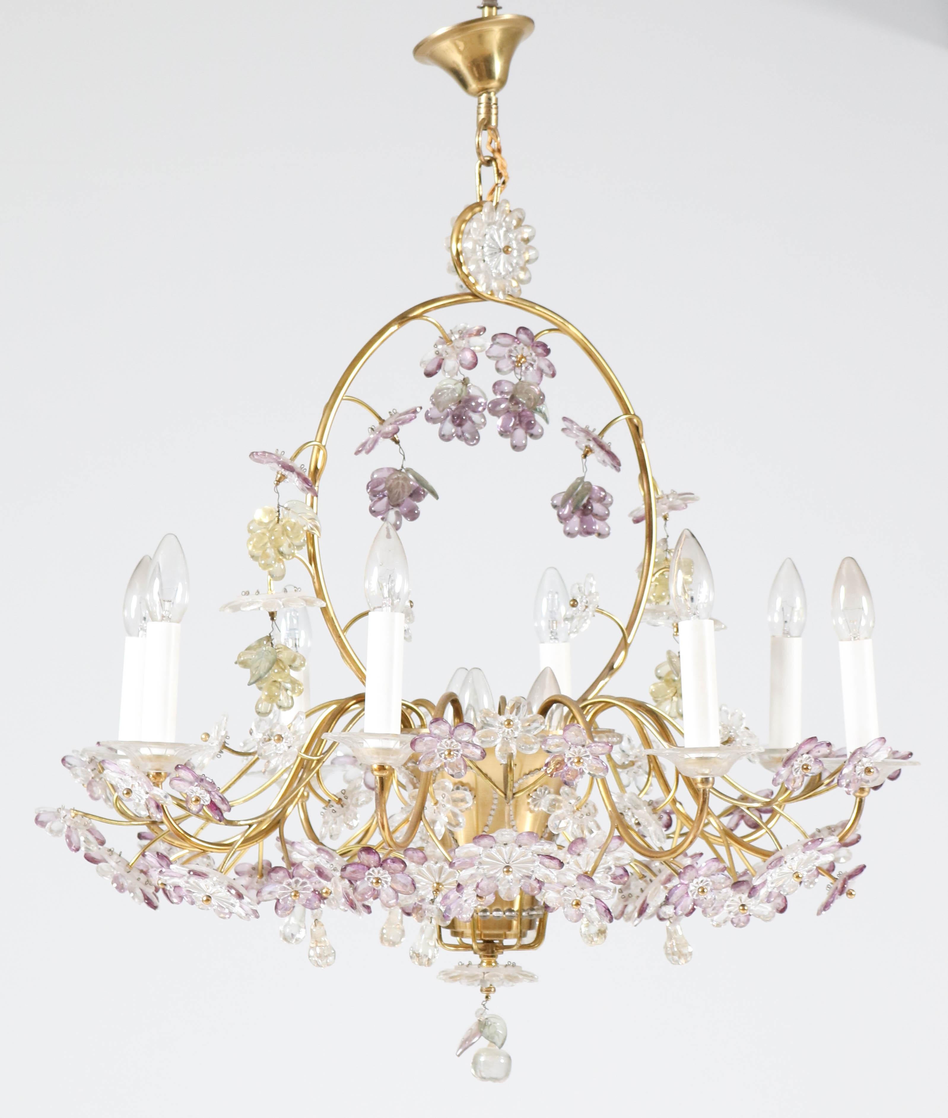 French Floral Amethyst Crystal Chandelier in the style of Maison Baguès, 1950s 6