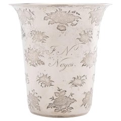 Vaso in argento a forma di fiore stampato, 1870 ca.