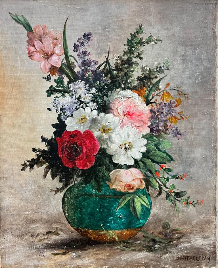 French Flower artist - Vase ancien signé français « Profusion of Flowers »  avec natures mortes en vert En vente sur 1stDibs