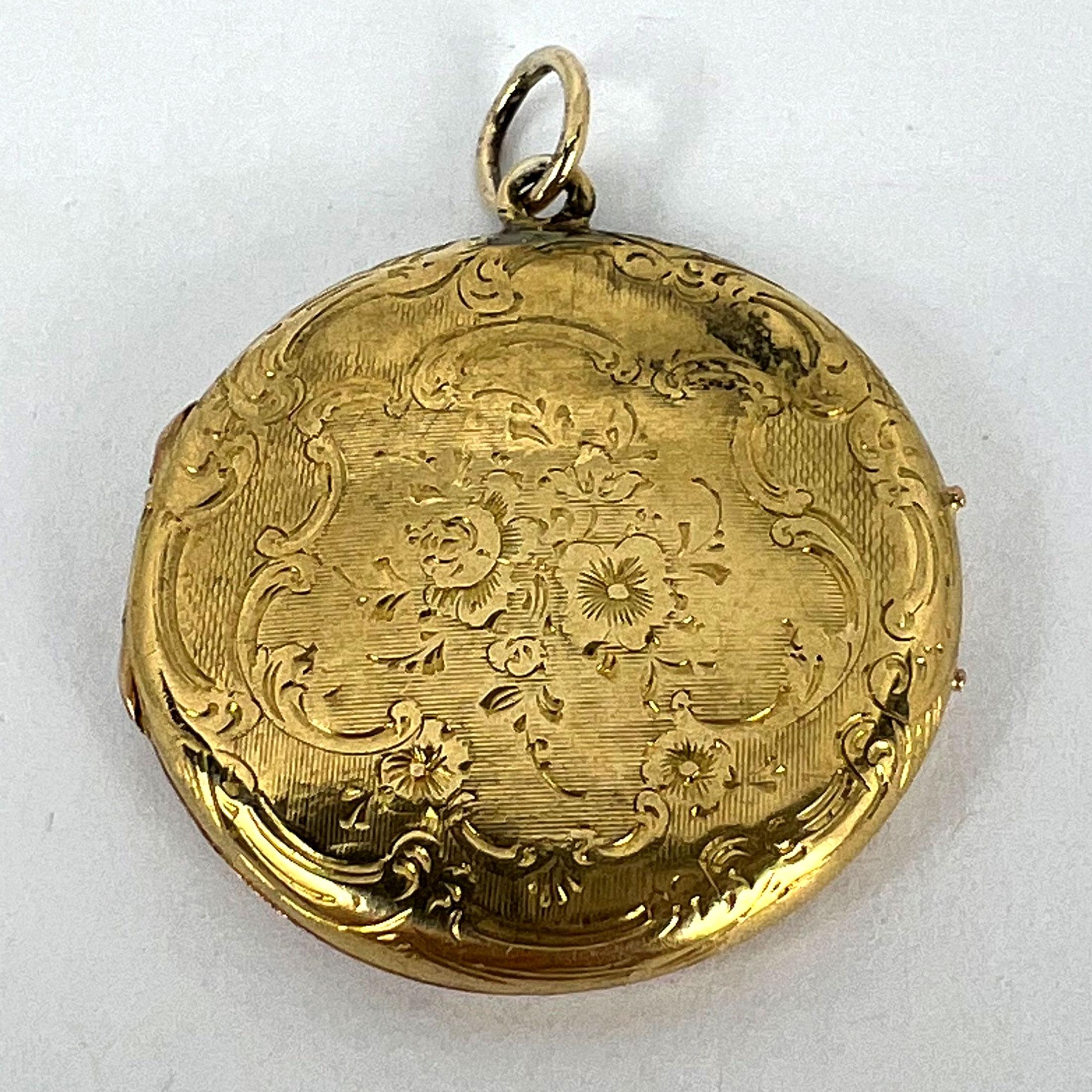 Médaillon pendentif fleurs françaises en or jaune 18 carats en vente 11
