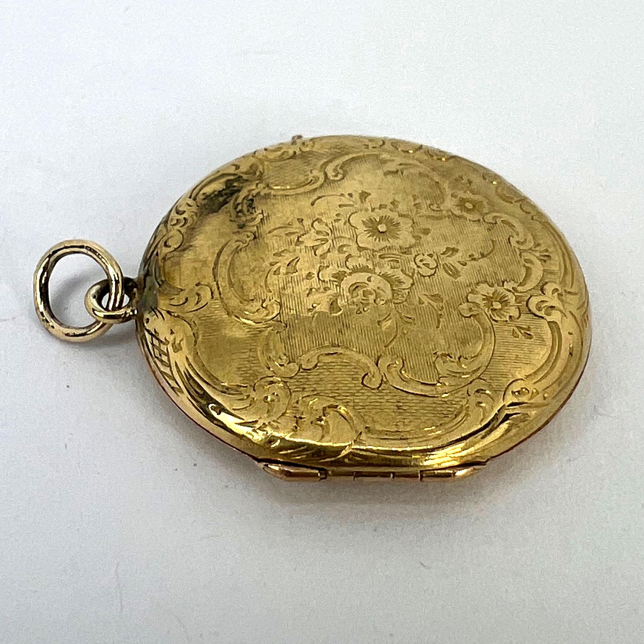 Médaillon pendentif fleurs françaises en or jaune 18 carats en vente 13