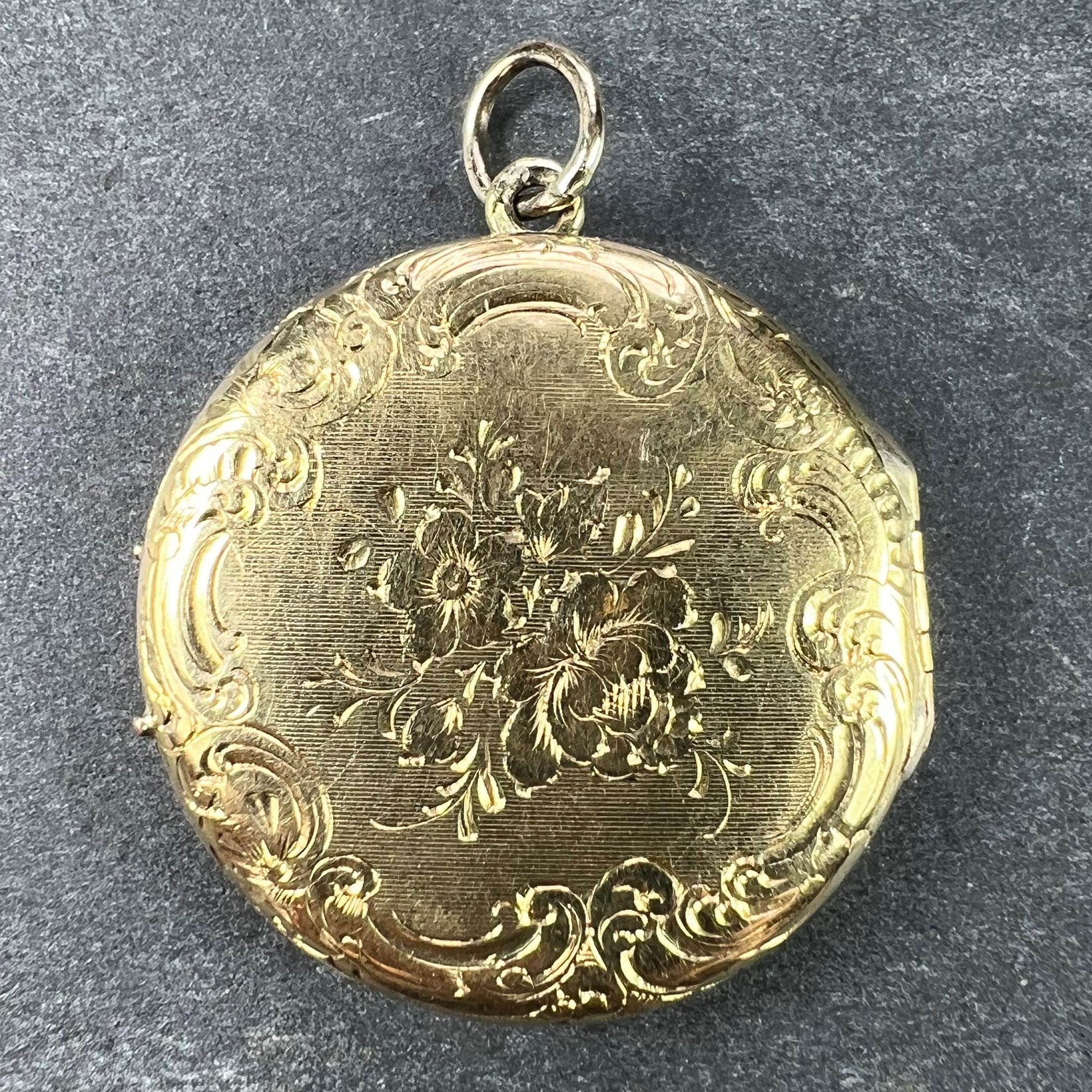 Médaillon pendentif fleurs françaises en or jaune 18 carats Bon état - En vente à London, GB