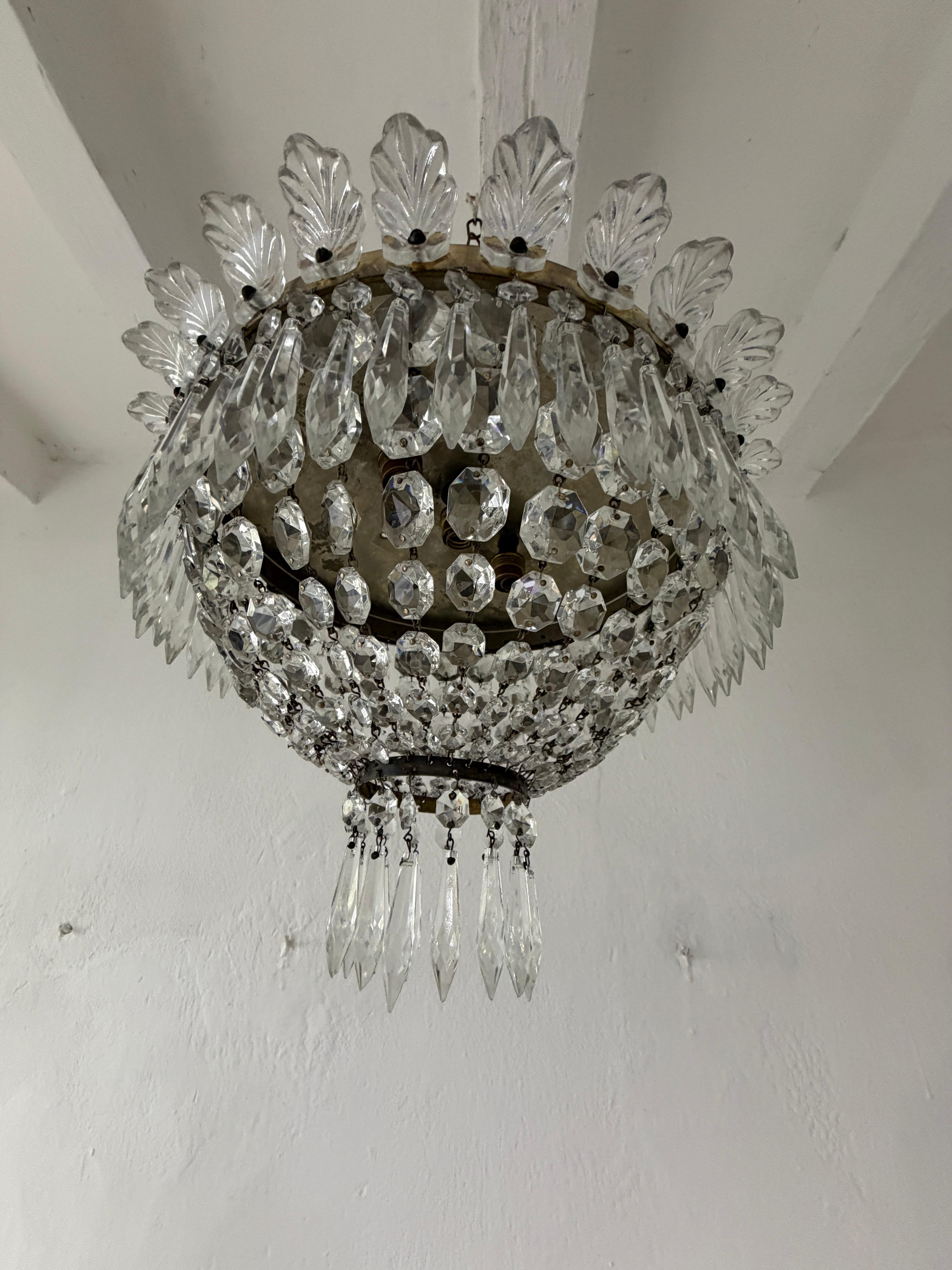 Lustre en verre de Murano à dôme Empire en cristal, c 1940. en vente 2