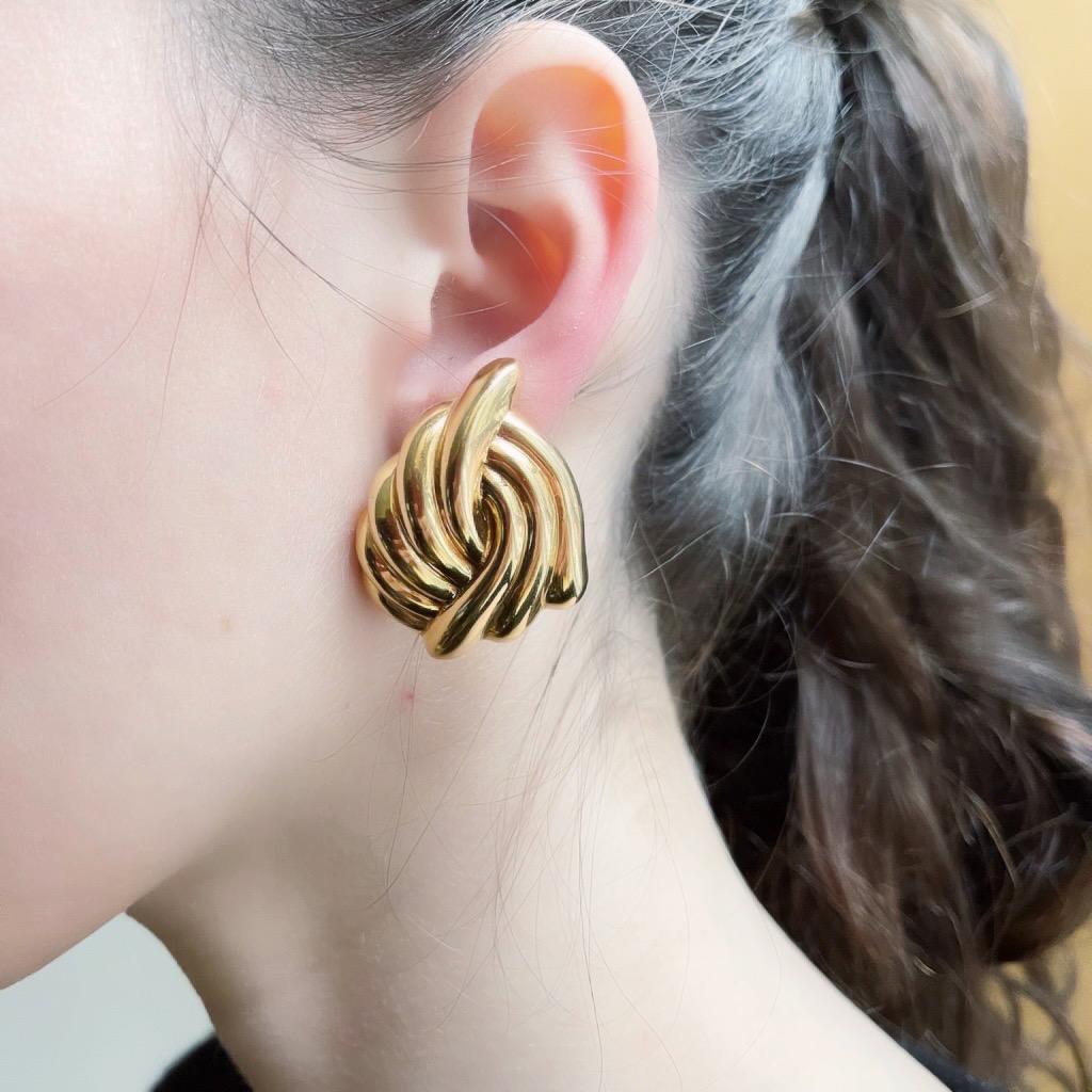 vintage gold knot earrings