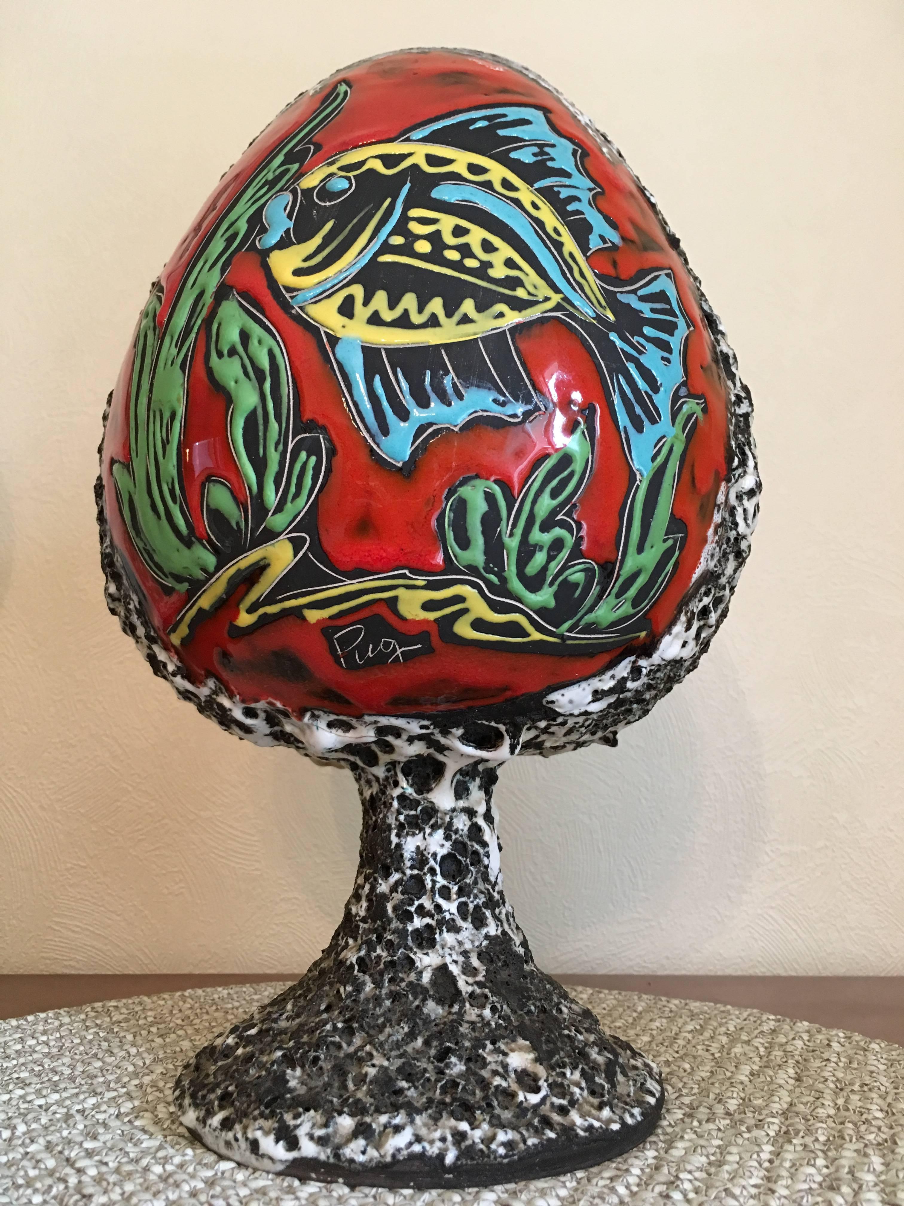 Mid-Century Modern Vase français en céramique à glaçure mousse, décor de poissons peints à la main, Monaco signé Pugi, années 1960 en vente