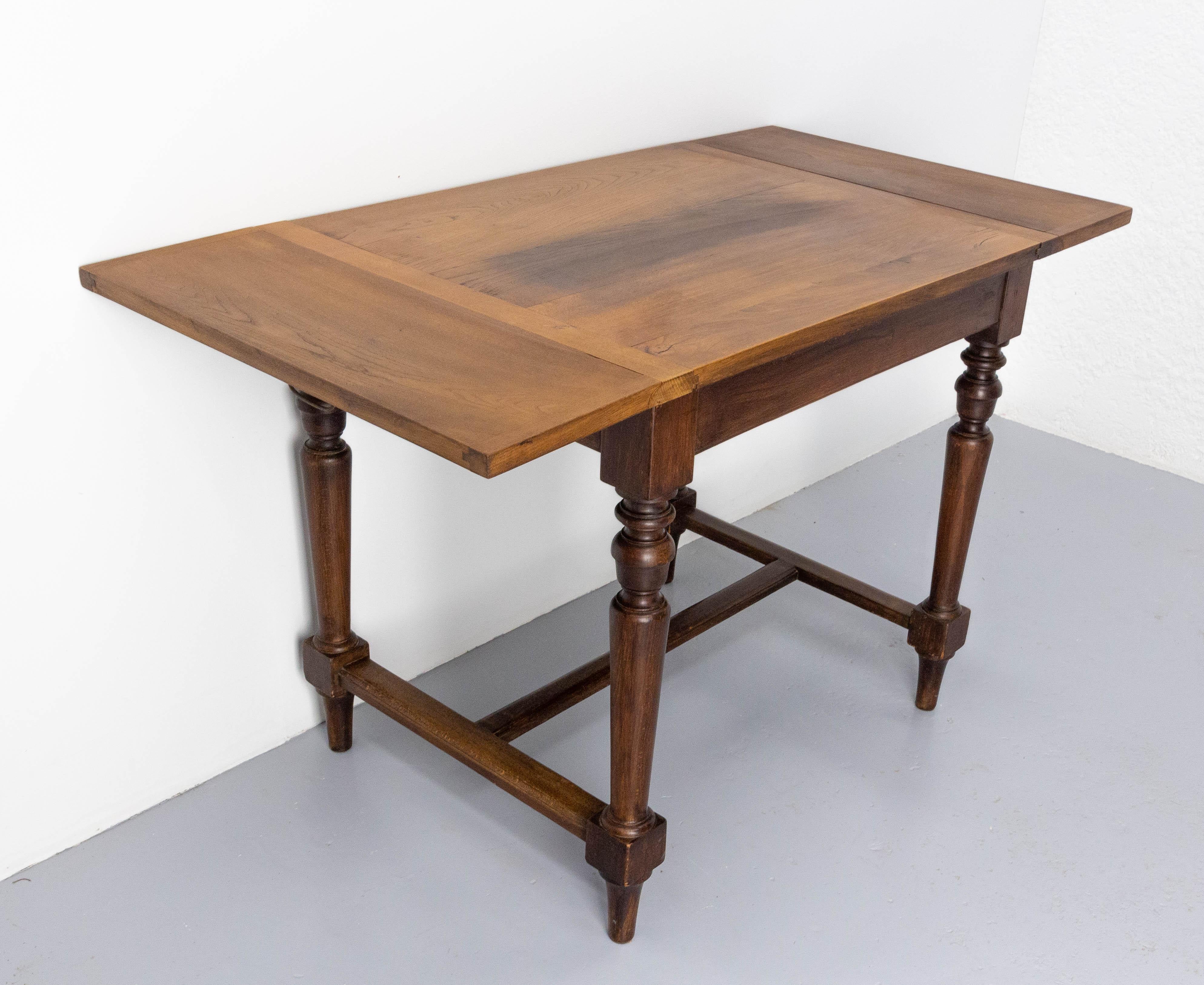 French Provincial French Foldable Dining or Writing Table, Beech and Chestnut, circa 1970 For Sale
