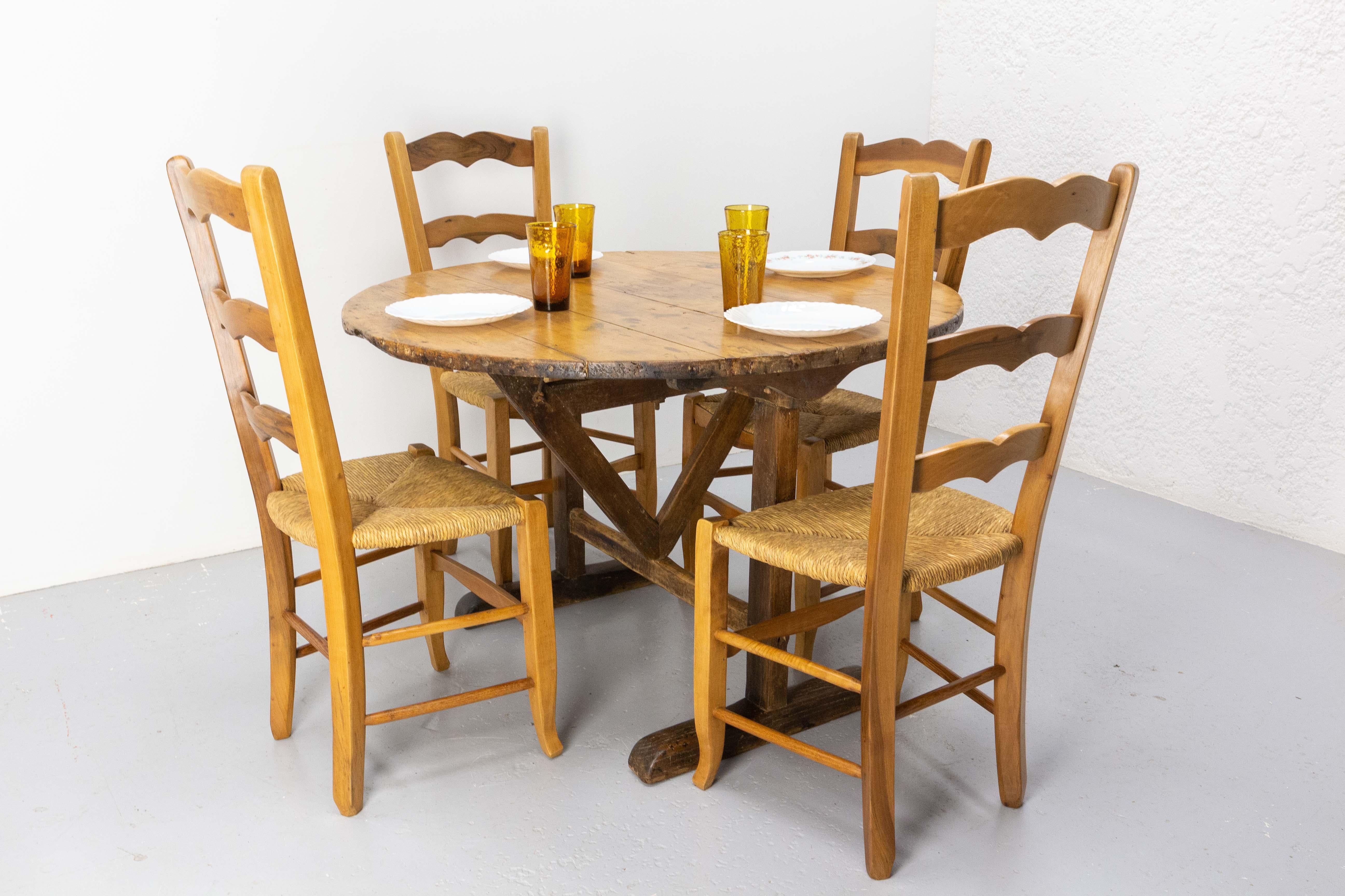 French Foldable Oak & Poplar Table Called Winemaker's Table, 19th Century For Sale 7