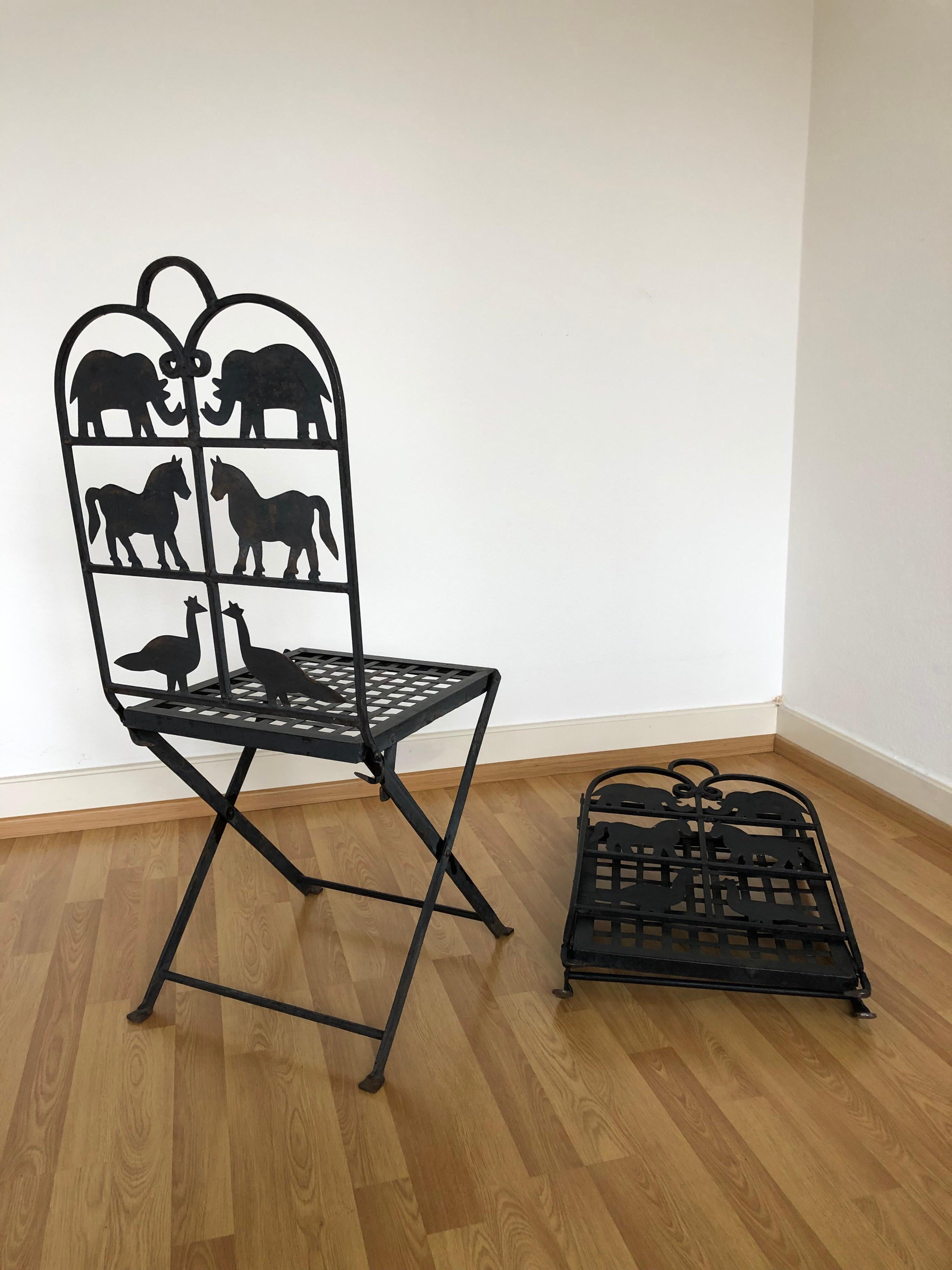 French Foldable Pair of Wrought Iron Garden Chairs with Animals Elephants Horse 5