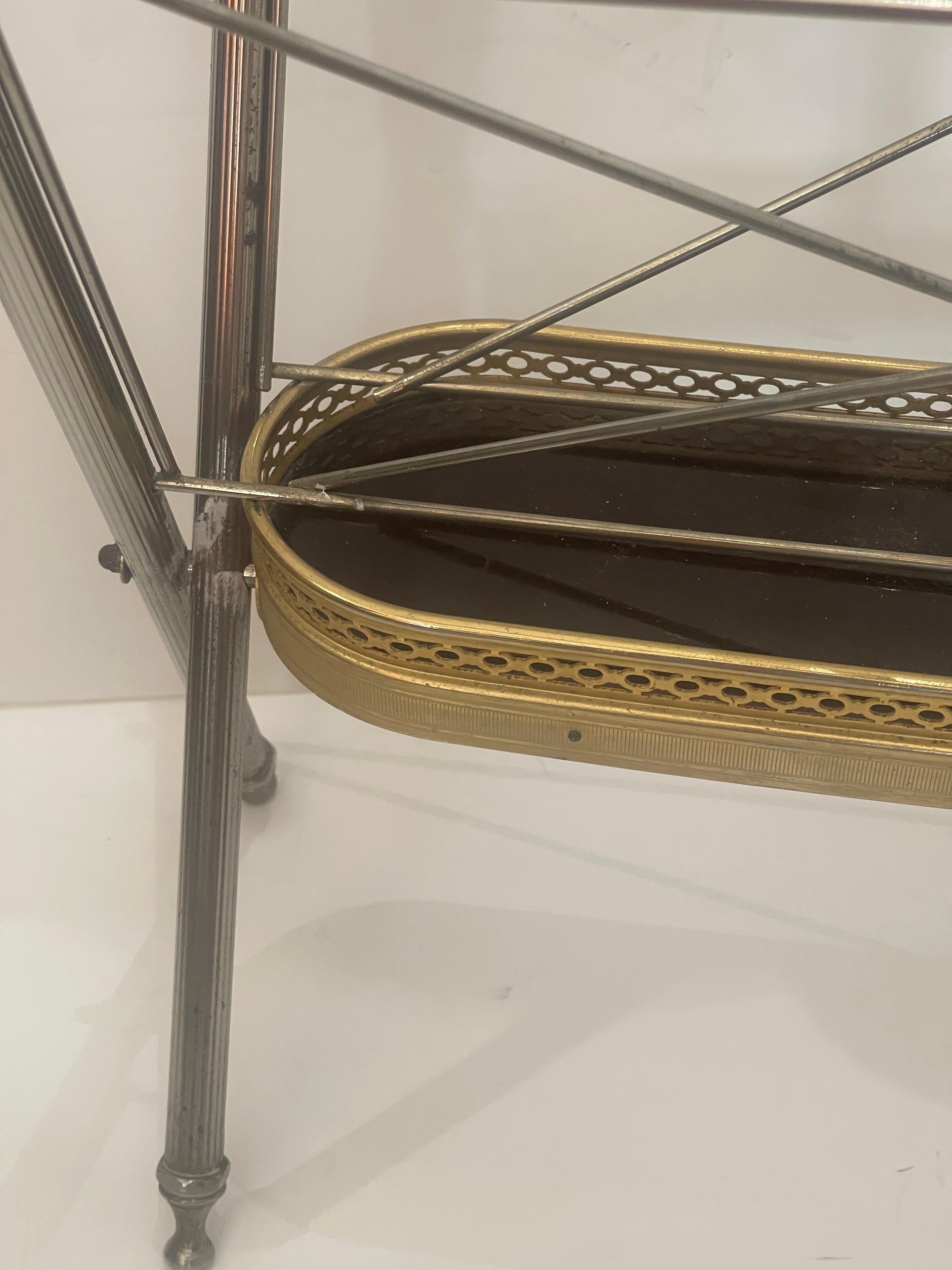 French Folding Magazine Rack, Neoclassical Style in Gilt Metal & Silver, 1950s For Sale 6
