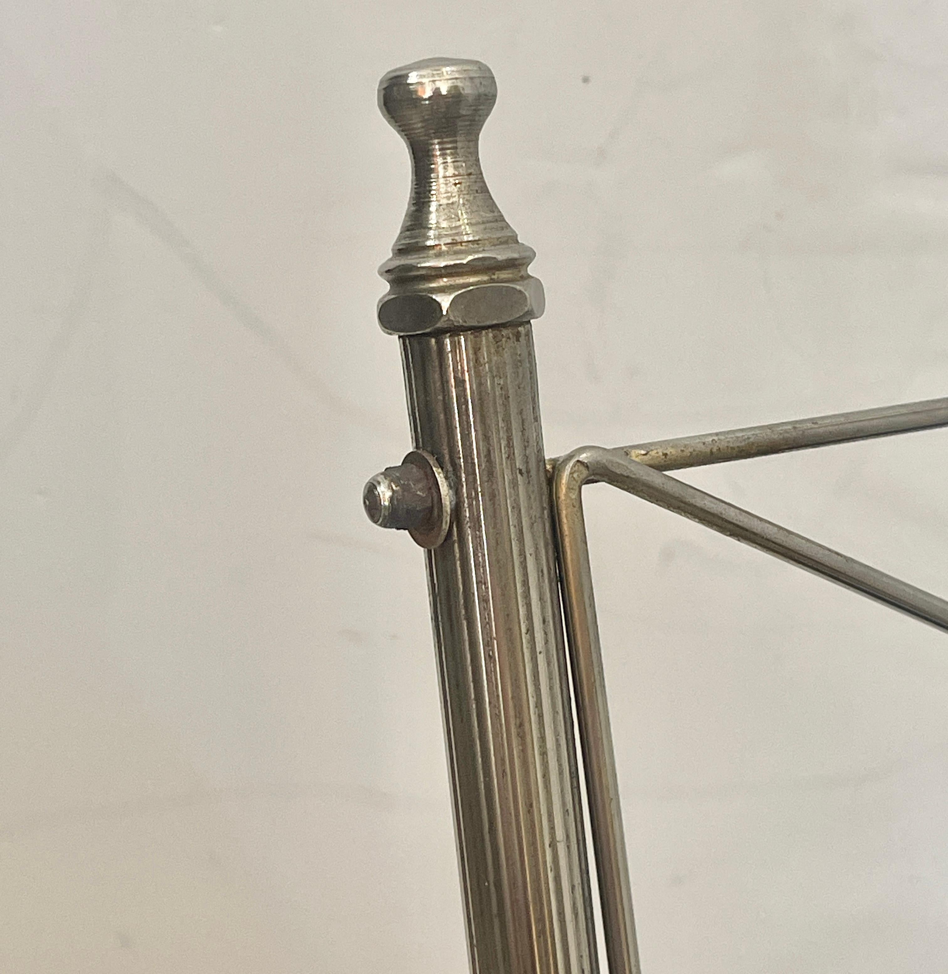 French Folding Magazine Rack, Neoclassical Style in Gilt Metal & Silver, 1950s For Sale 11