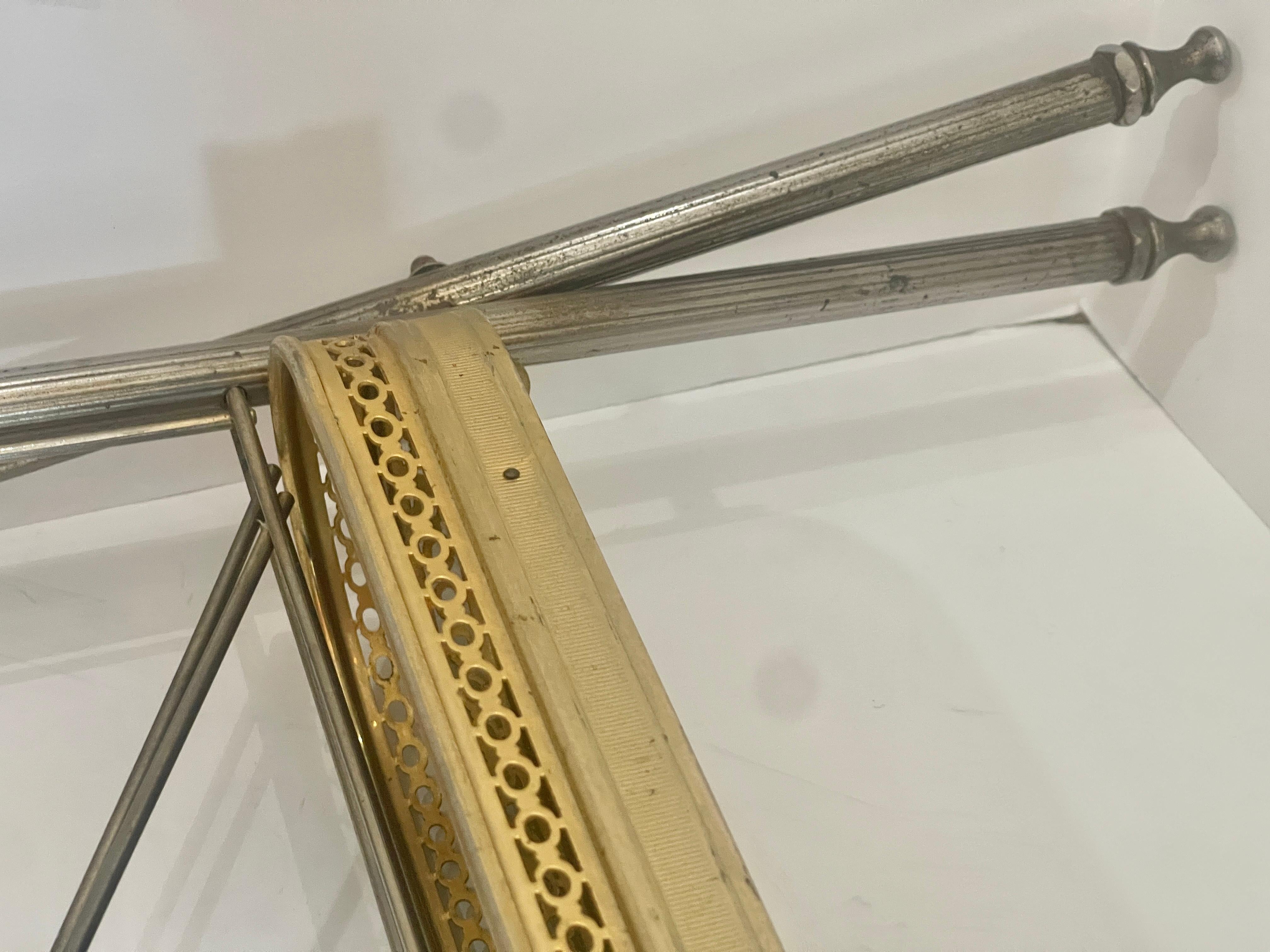 French Folding Magazine Rack, Neoclassical Style in Gilt Metal & Silver, 1950s For Sale 14