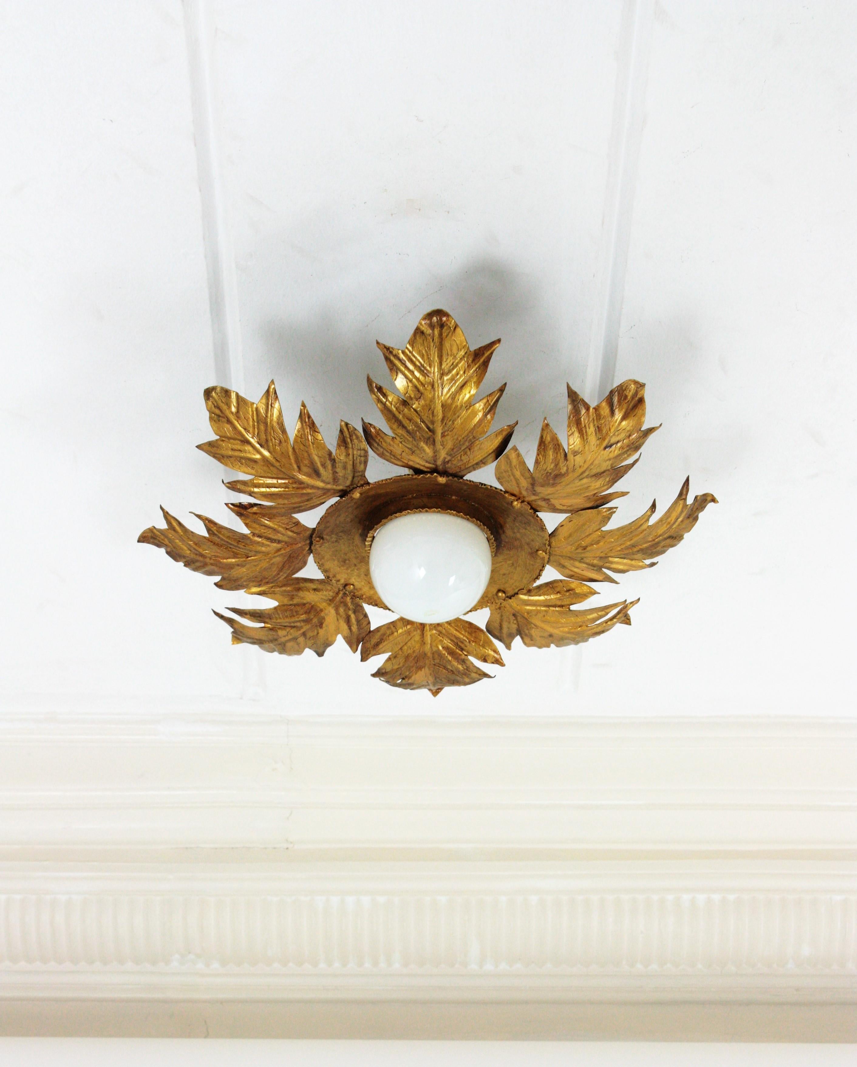 French Foliage Light Fixture in Gilt Iron, 1950s For Sale 3