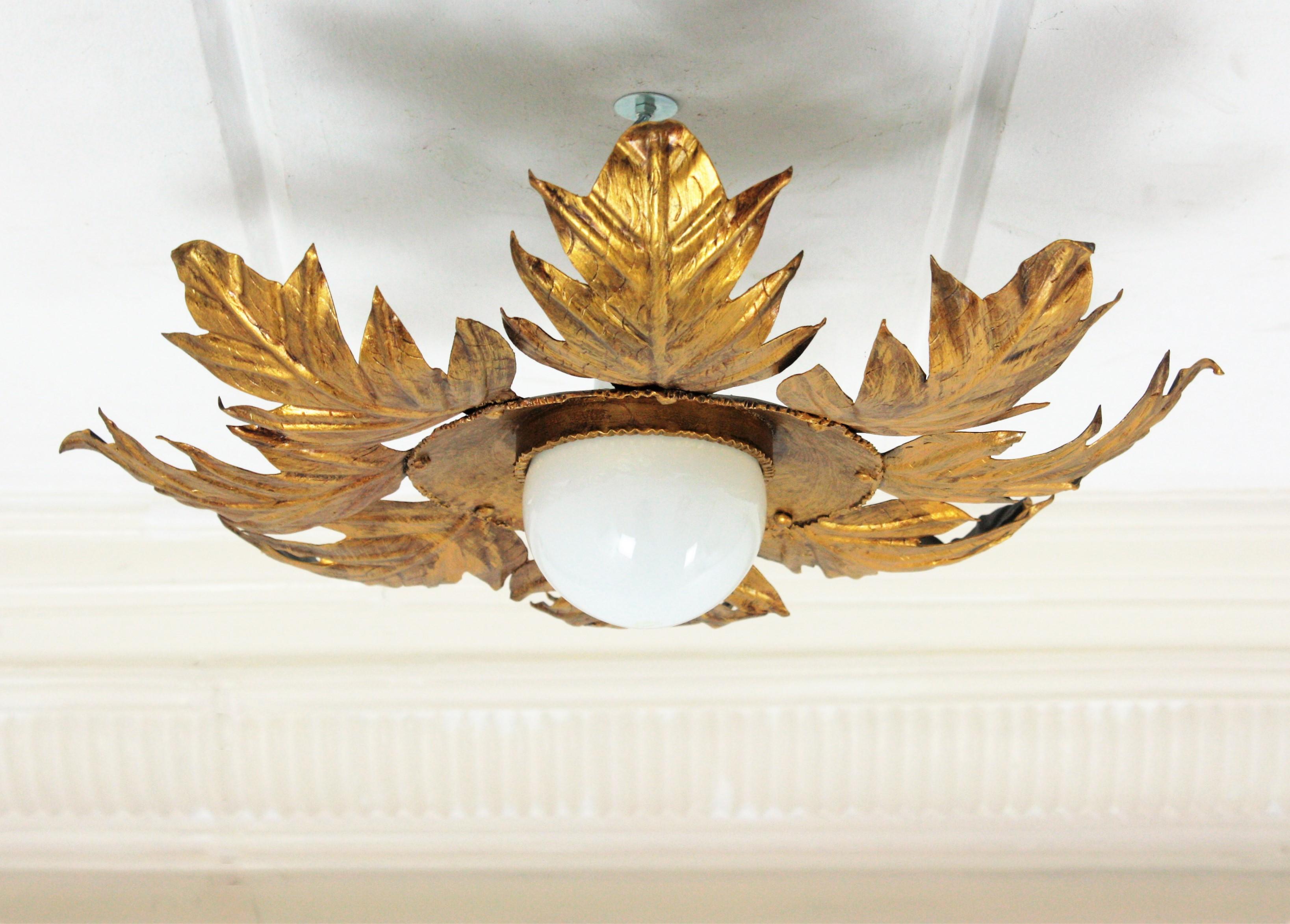 French Foliage Light Fixture in Gilt Iron, 1950s For Sale 7