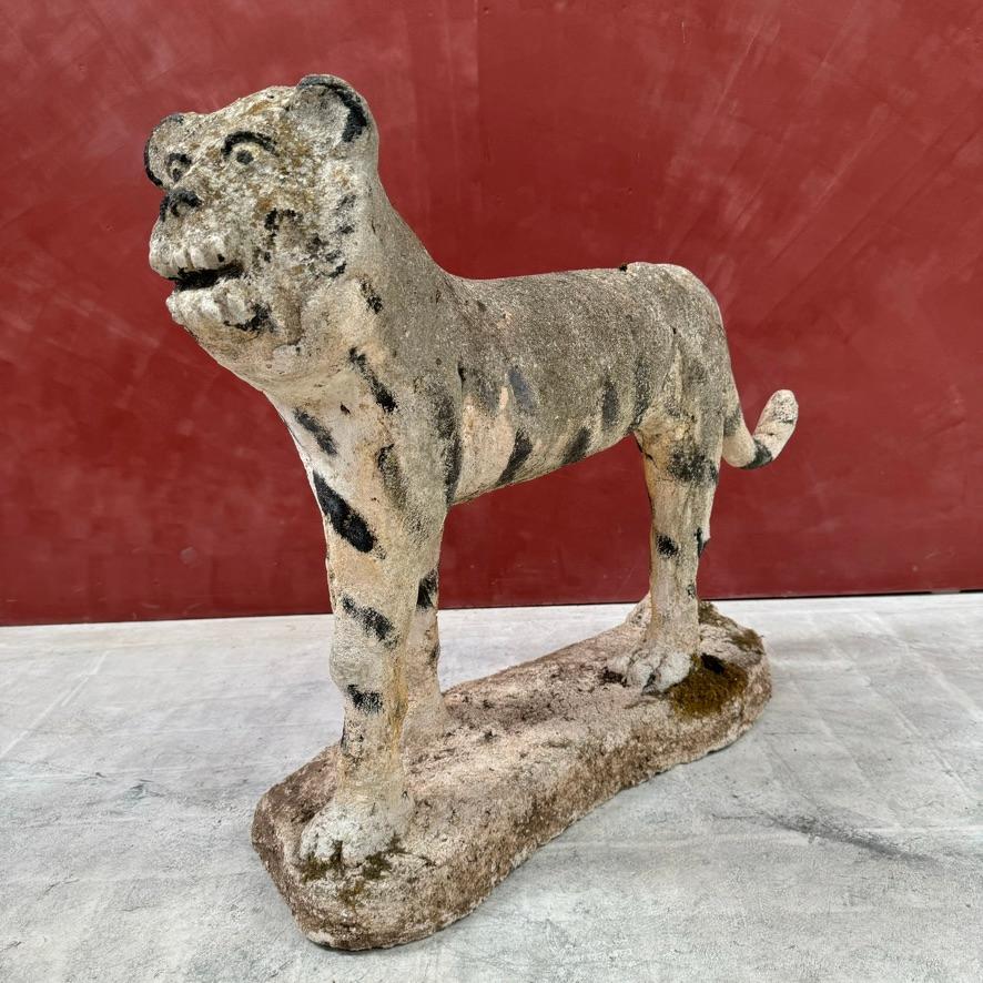 Arte popular francés Tigre de hormigón en Bueno estado para la venta en Haywards Heath, GB