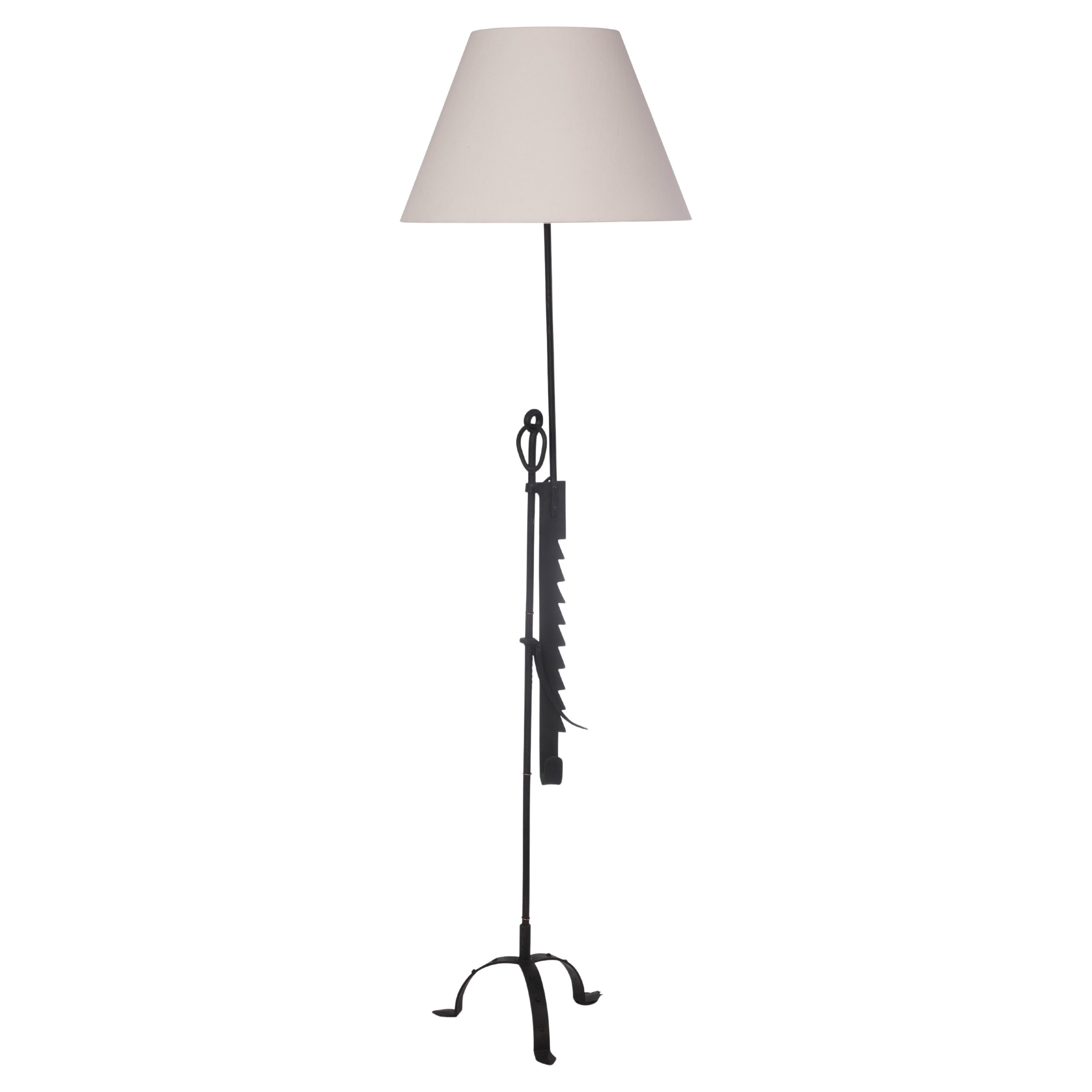 Französische Stehlampe aus geschmiedetem Eisen, Volkskunst, um 1950
