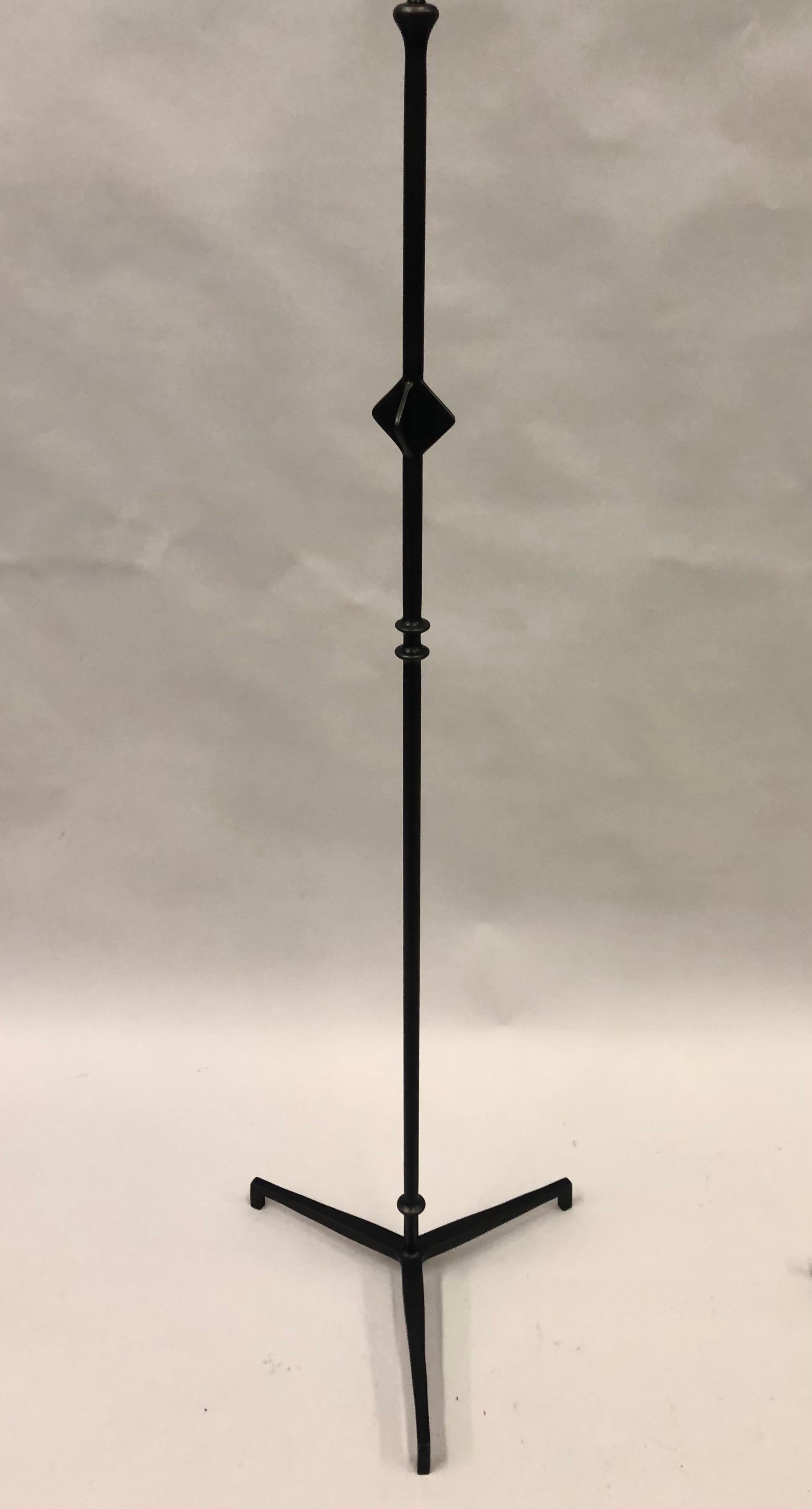 Mid-Century Modern Pair of French Forged Iron 'Star' Floor Lamps After Diego Giacometti For Sale