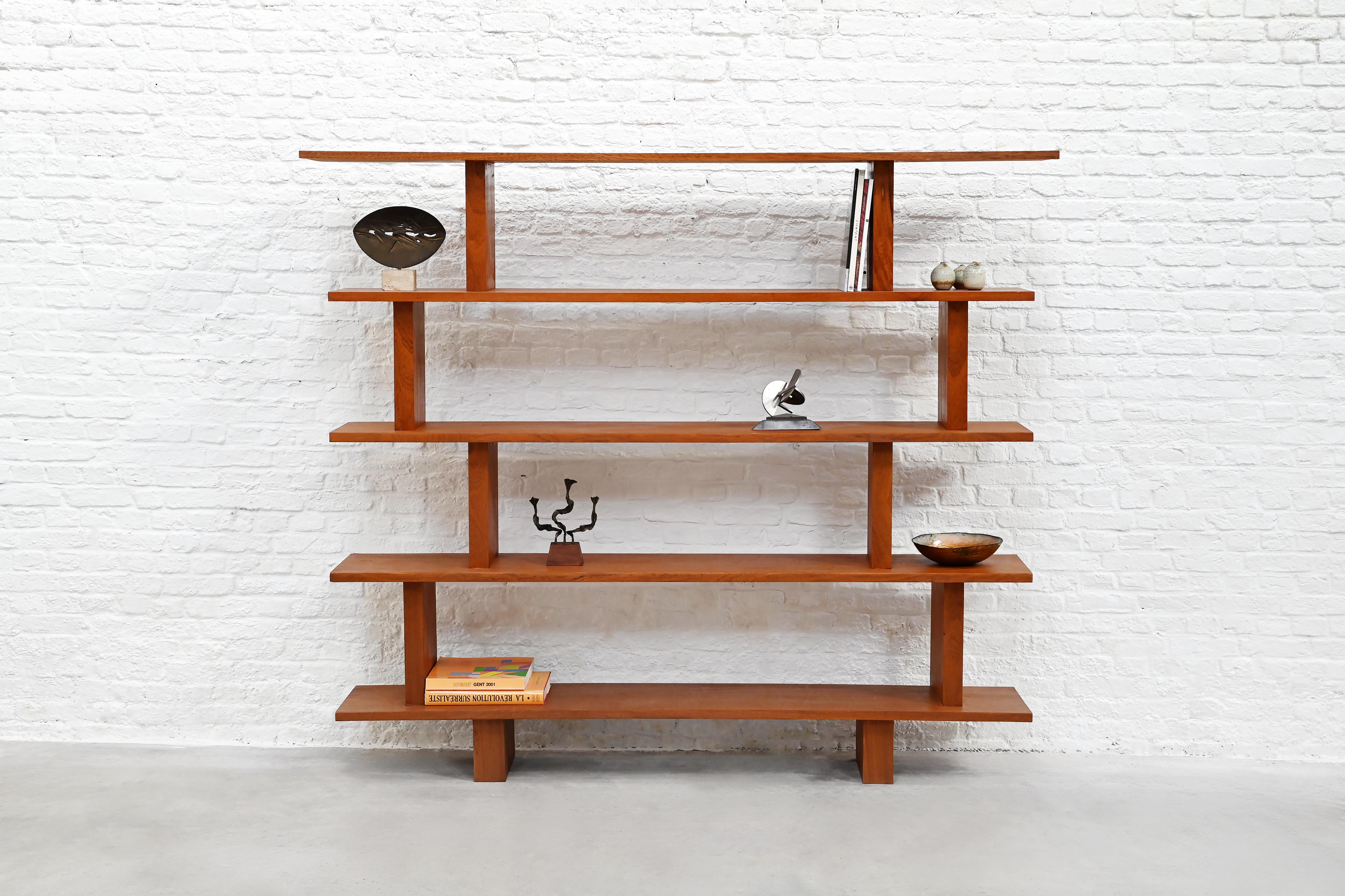 XX secolo Mobile da parete / libreria francese a forma libera, 20° secolo in vendita