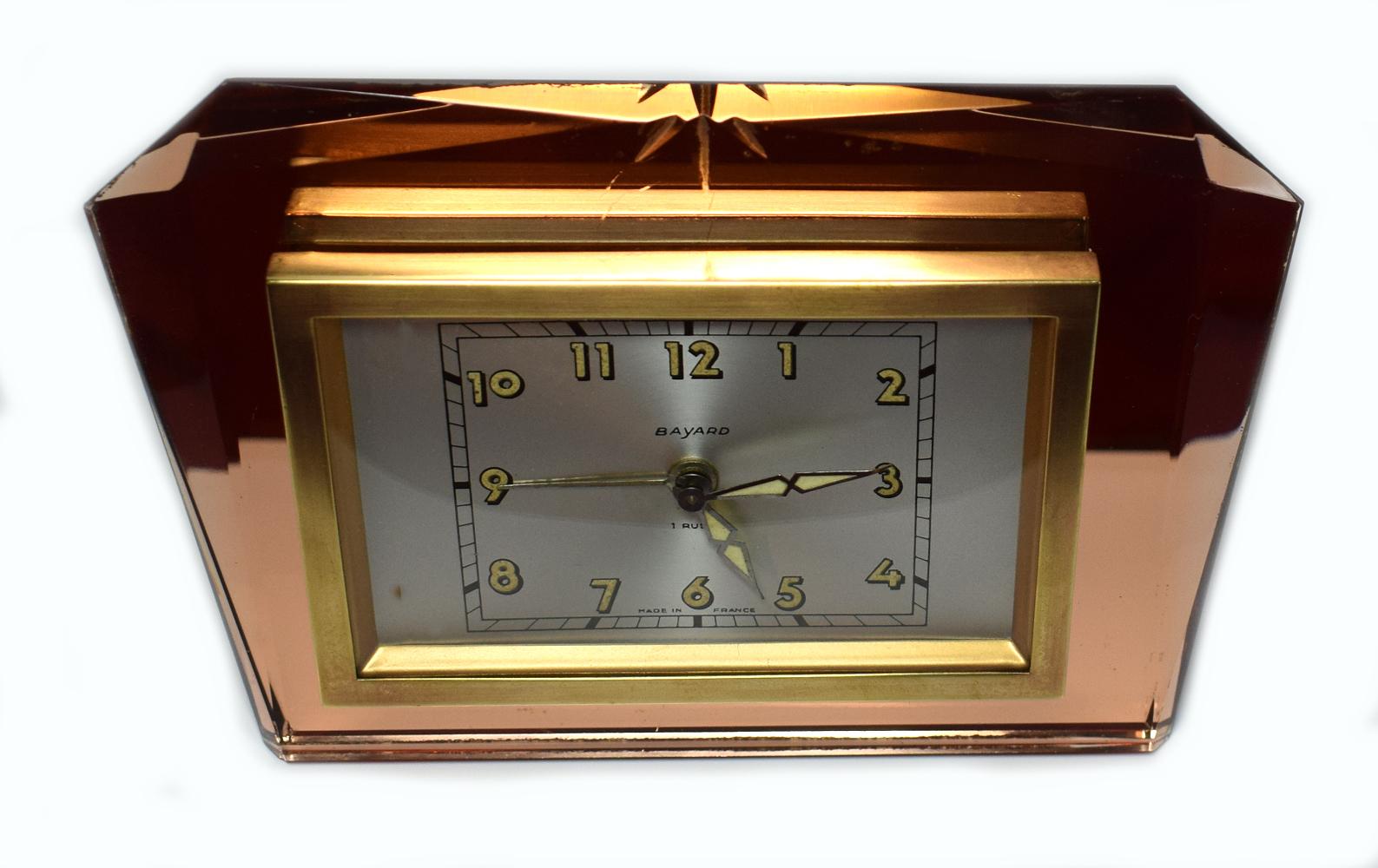 French Free Standing 1930s Art Deco Mirror Clock In Good Condition In Devon, England