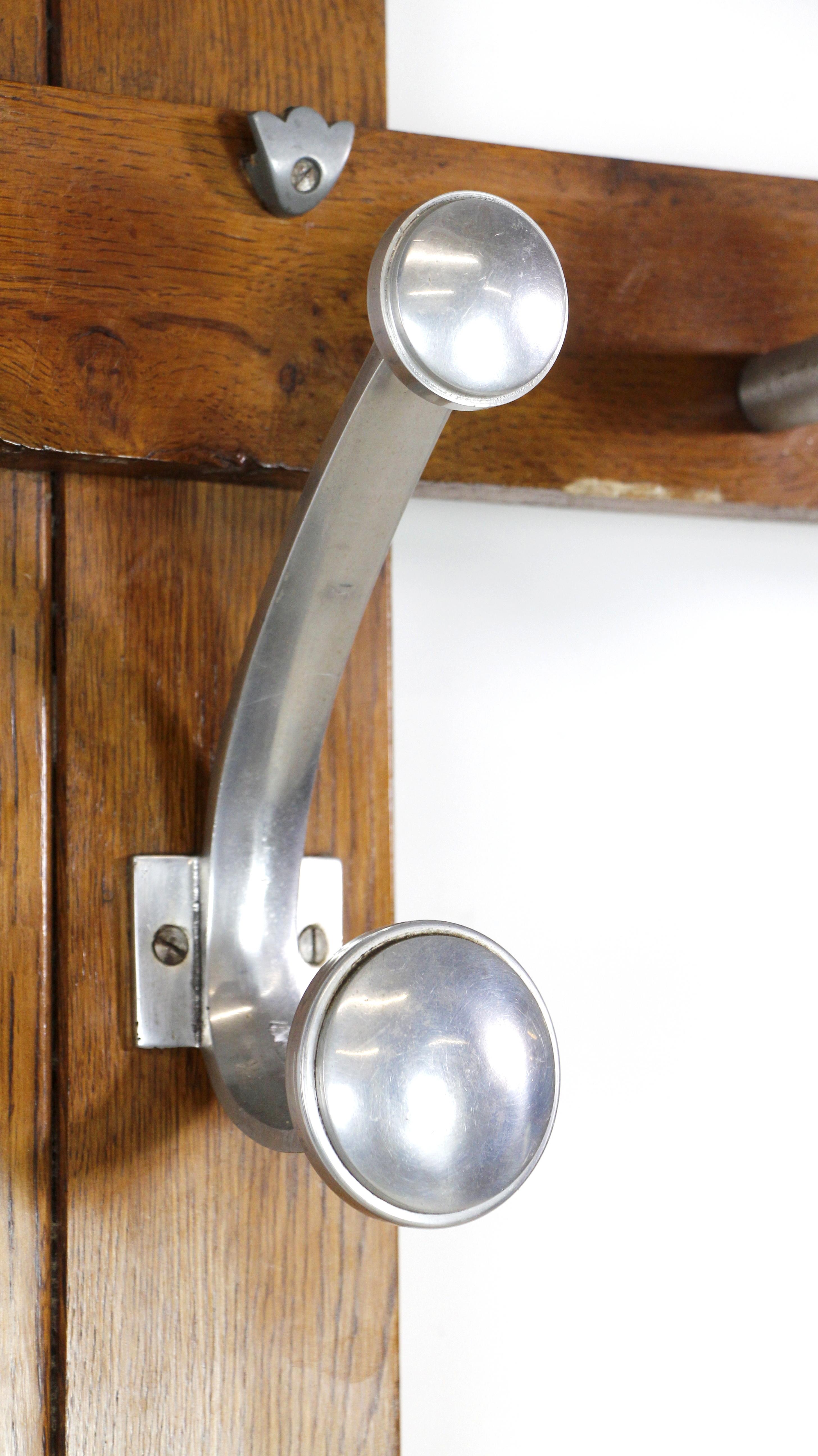 Français Porte-manteaux et porte-chapeaux Art Déco français sur pied