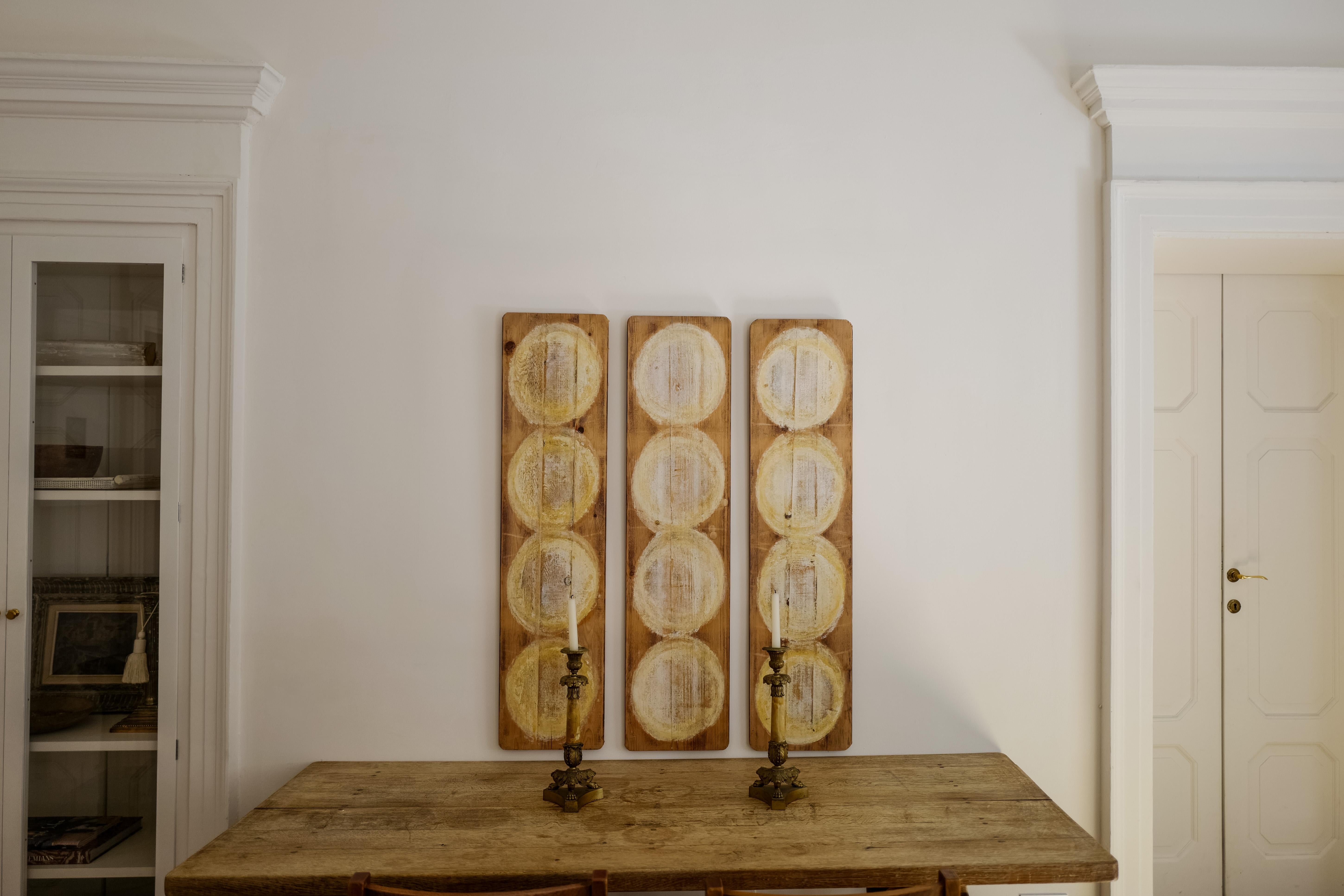 19th Century French Fromage Pine Board Wall Art In Good Condition For Sale In Milano, IT
