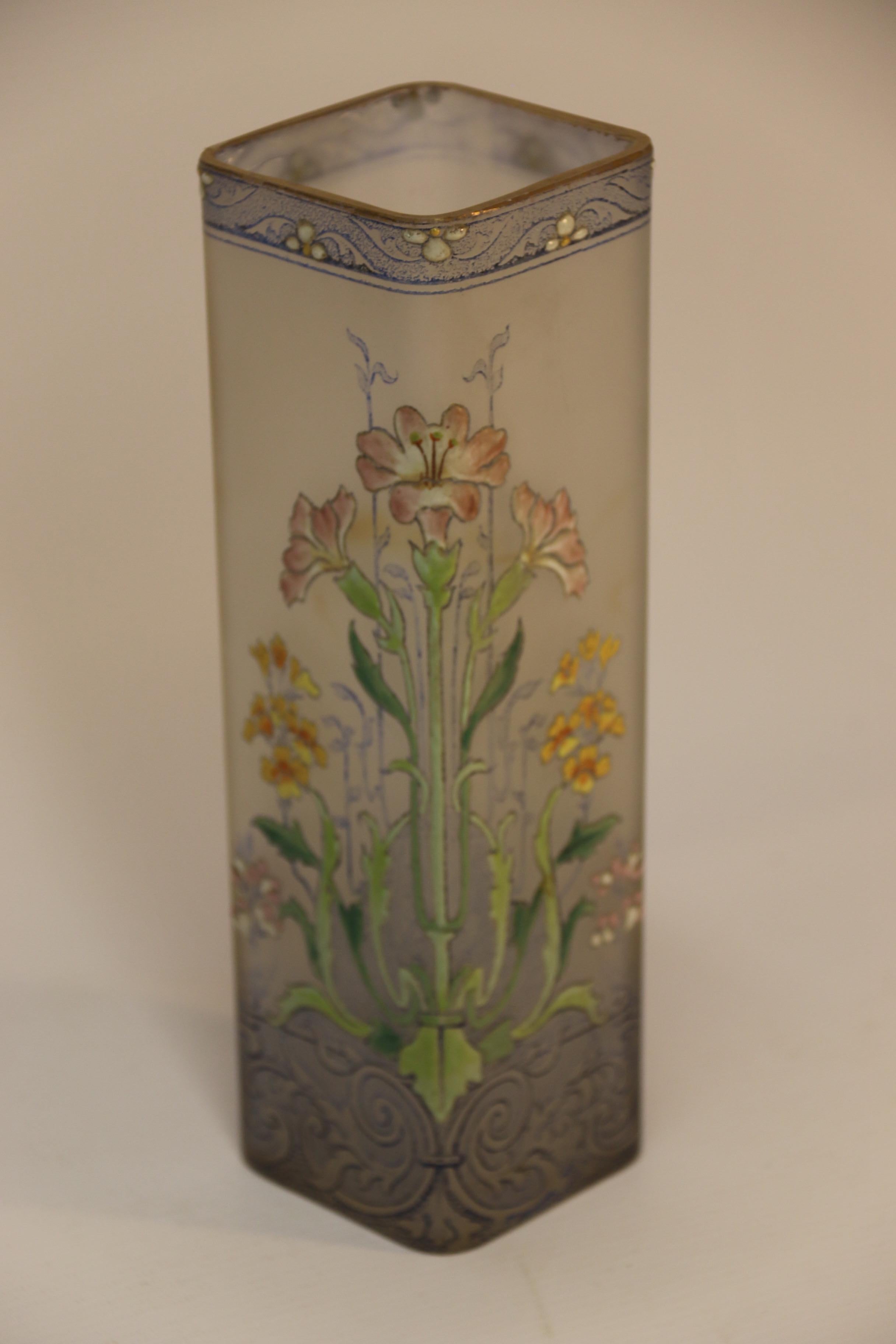 French Frosted and Clear Glass Vase with Enameled Flowers, circa 1900 For Sale 7