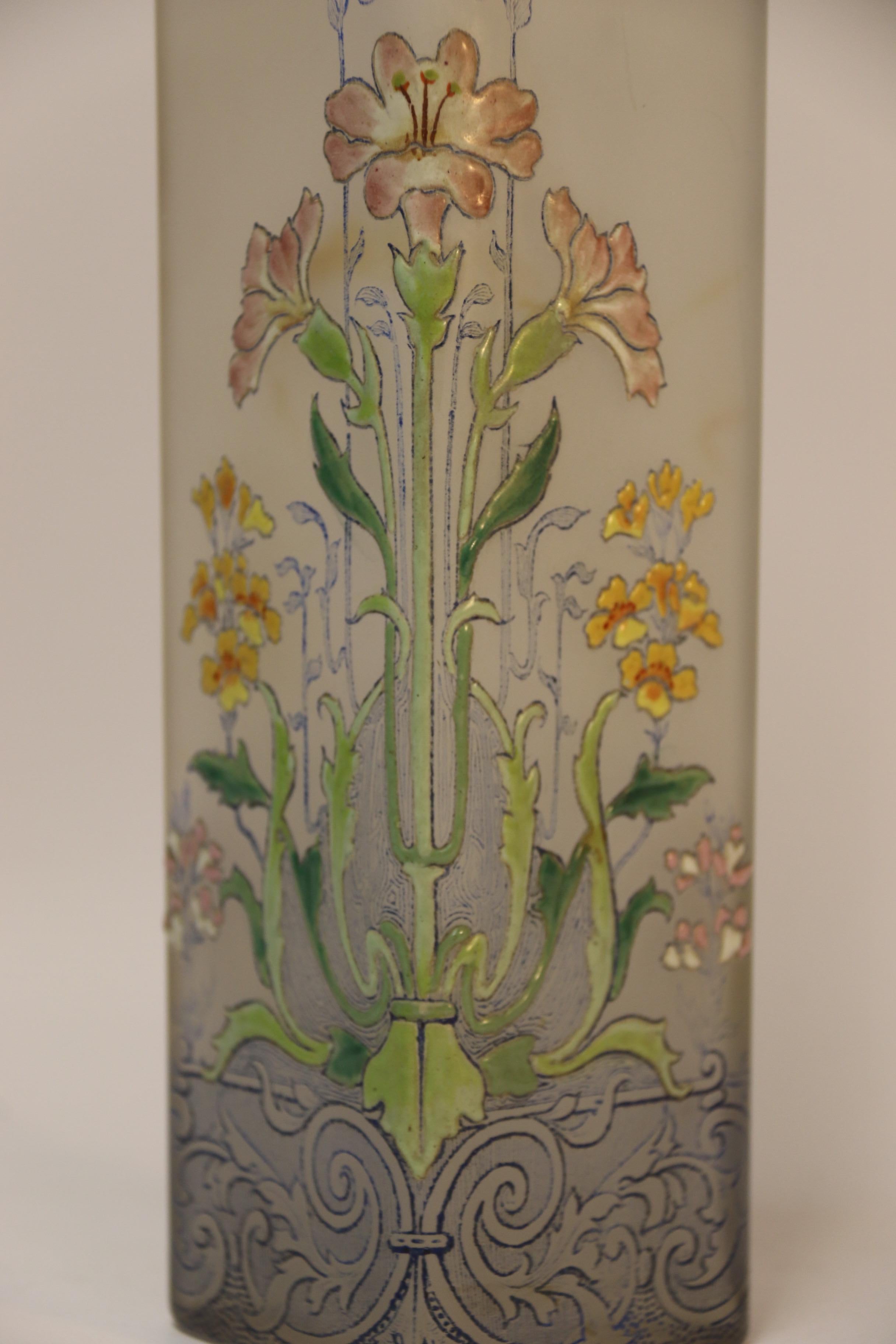 French Frosted and Clear Glass Vase with Enameled Flowers, circa 1900 For Sale 3