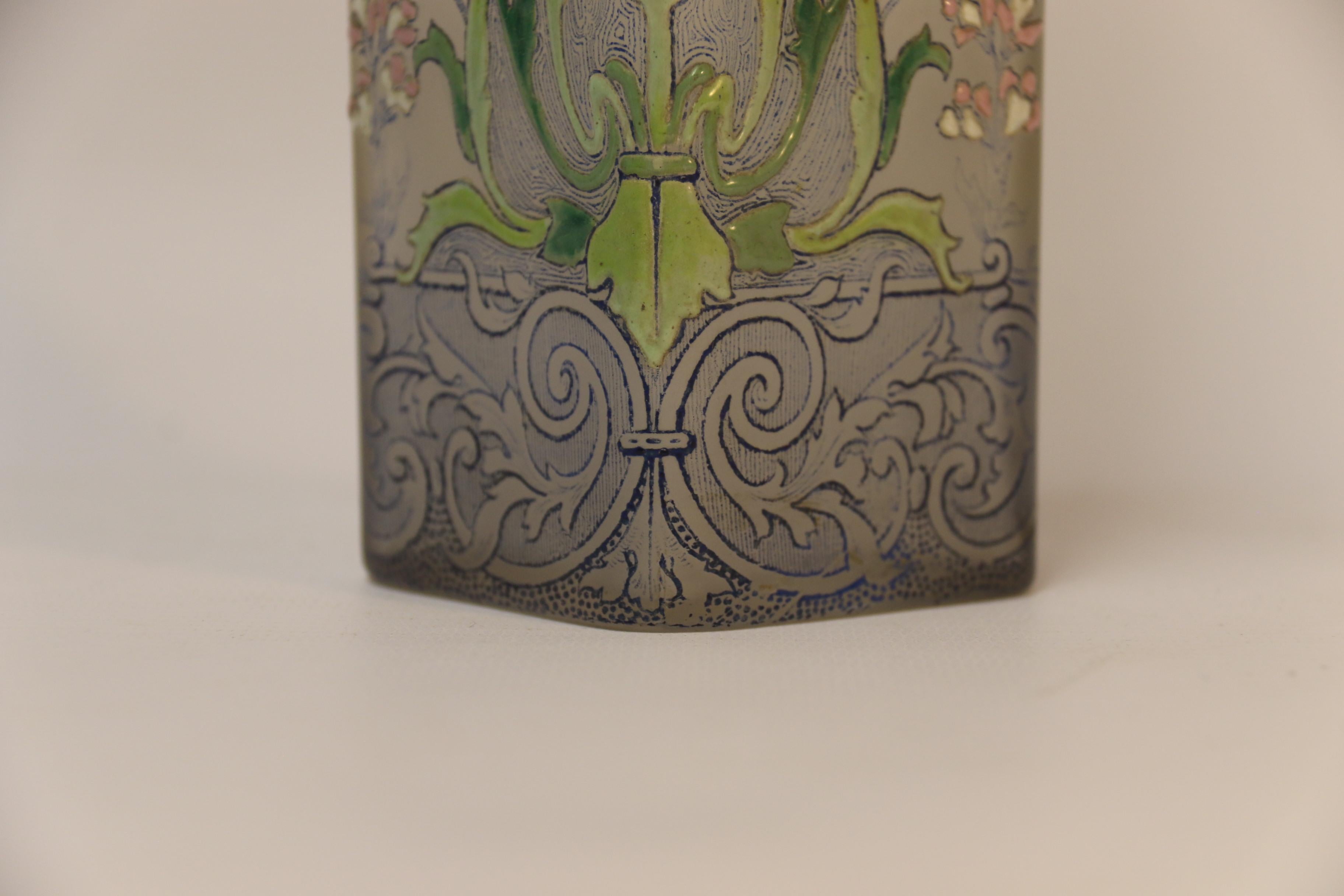 French Frosted and Clear Glass Vase with Enameled Flowers, circa 1900 For Sale 4