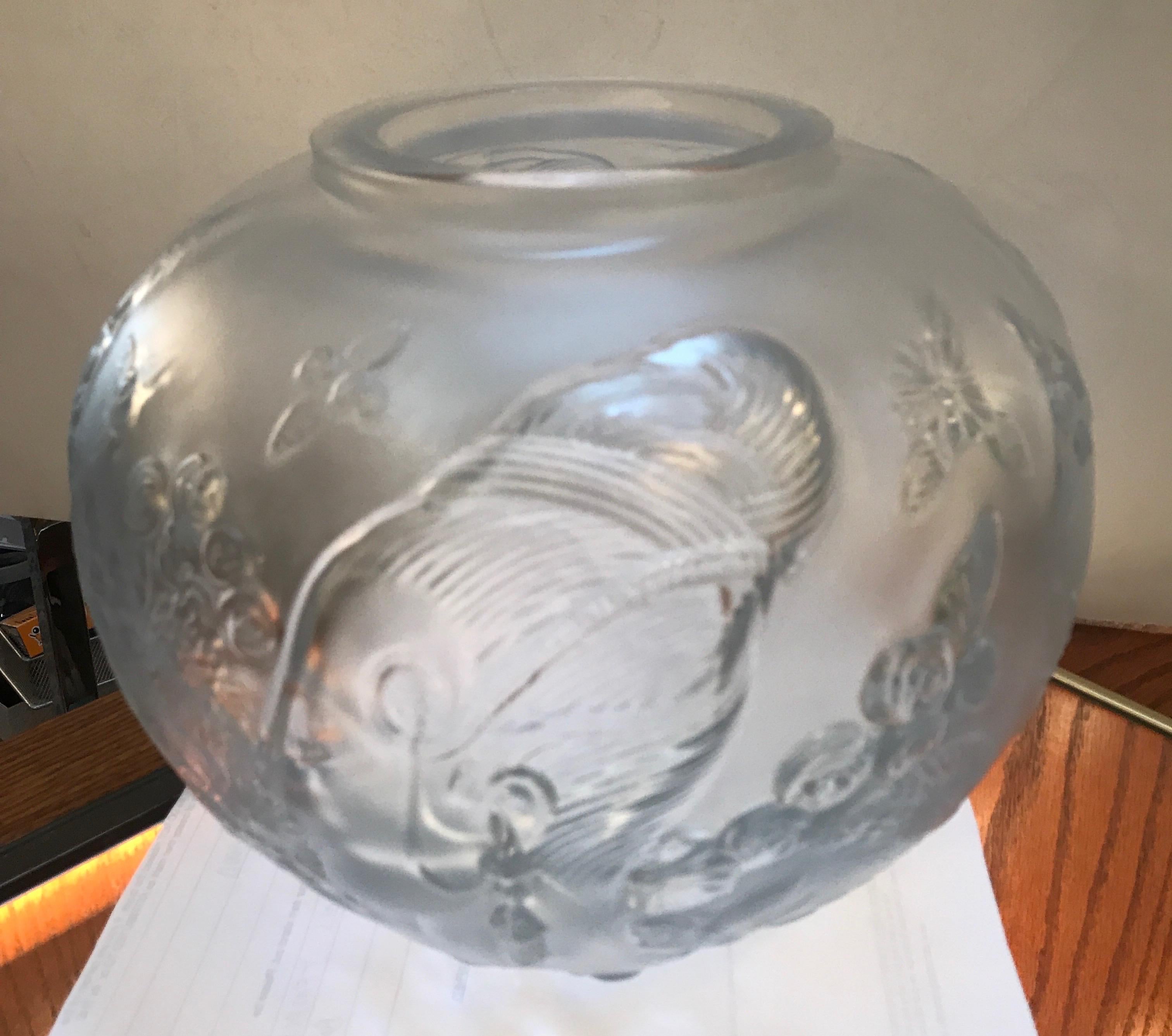 French Frosted Crystal Bulbous Vase Signed Erte Franko, 1984 In Good Condition In Lambertville, NJ