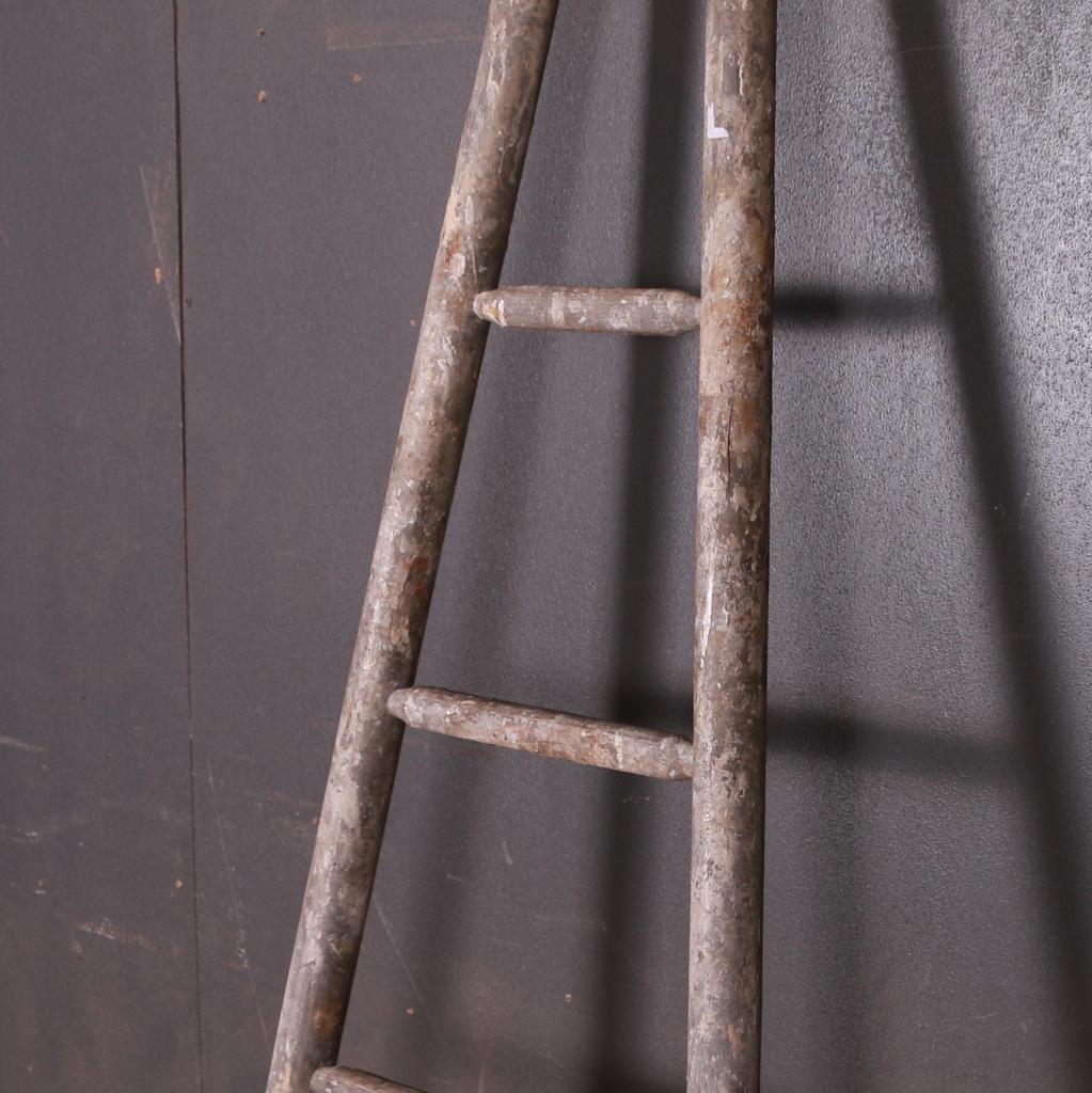 French Fruit Picking Ladder In Good Condition In Leamington Spa, Warwickshire